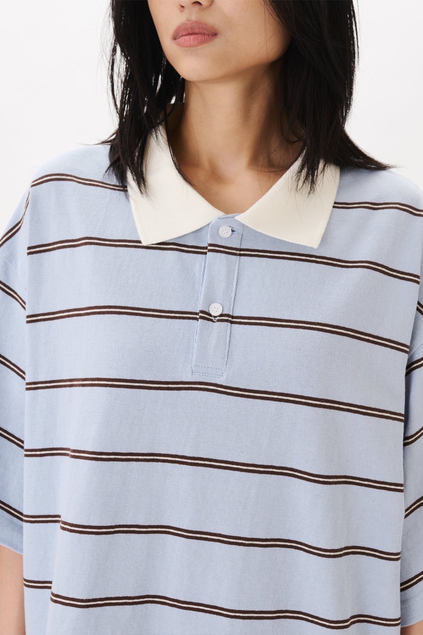 Estudio Niksen Boxy Jersey Polo Light Blue | Polo Coton Col Contrasté Corée | Edgar Bdx