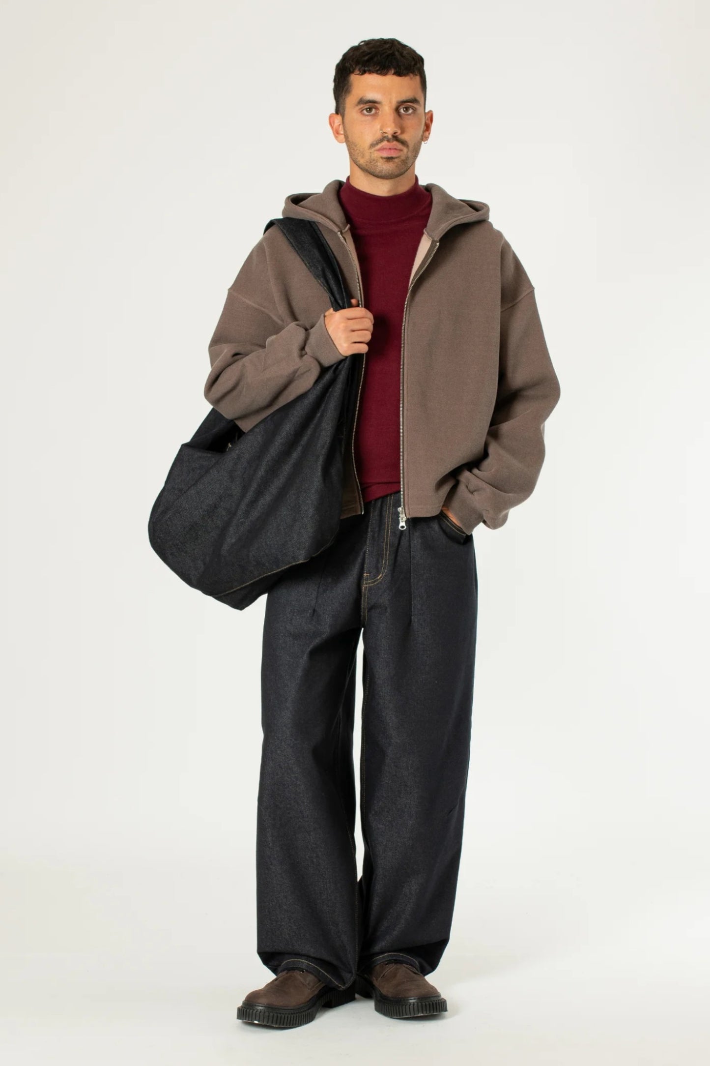 Estudio Niksen - Boxy Zip-up Hoodie (Brown)