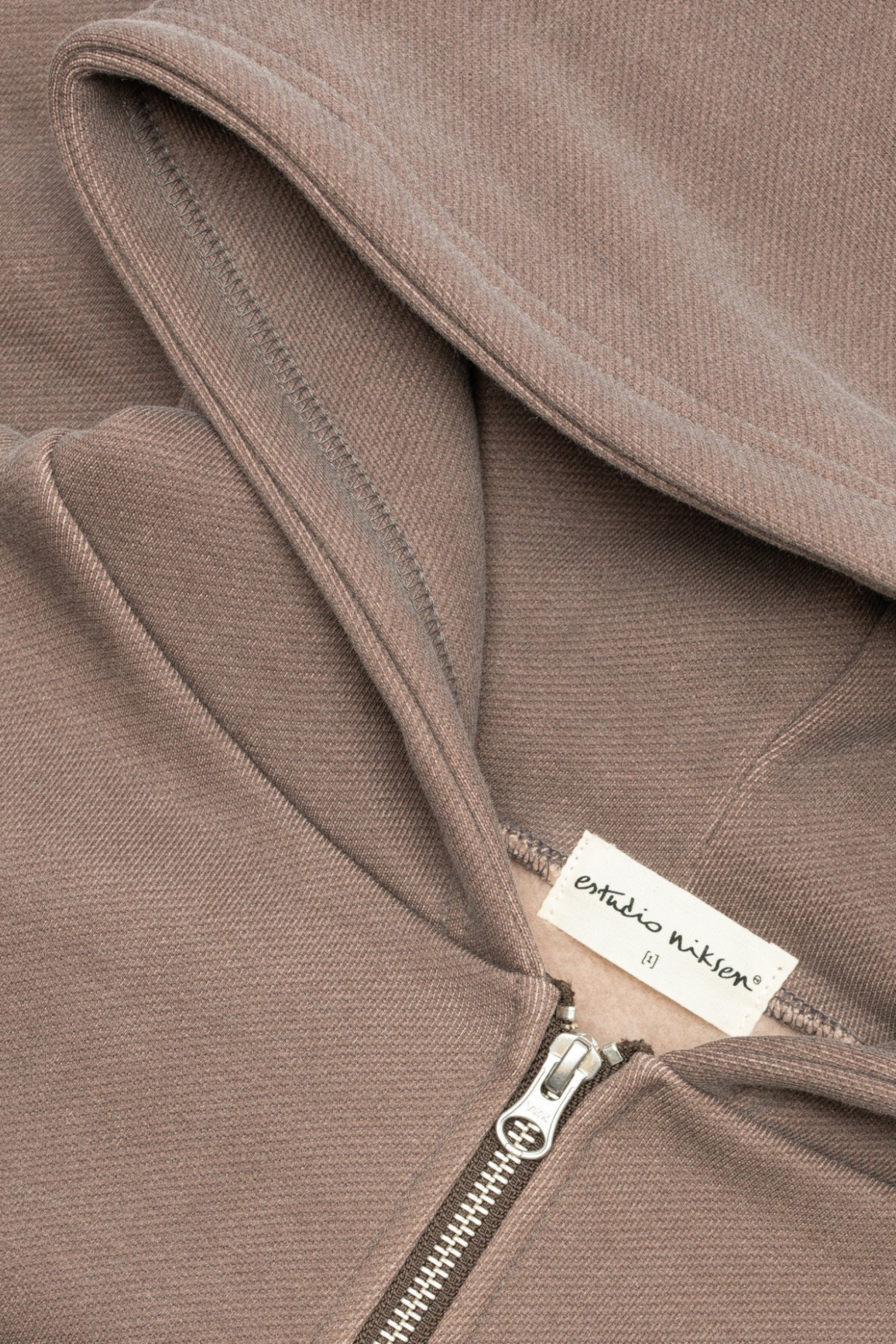 Estudio Niksen - Boxy Zip-up Hoodie (Brown)