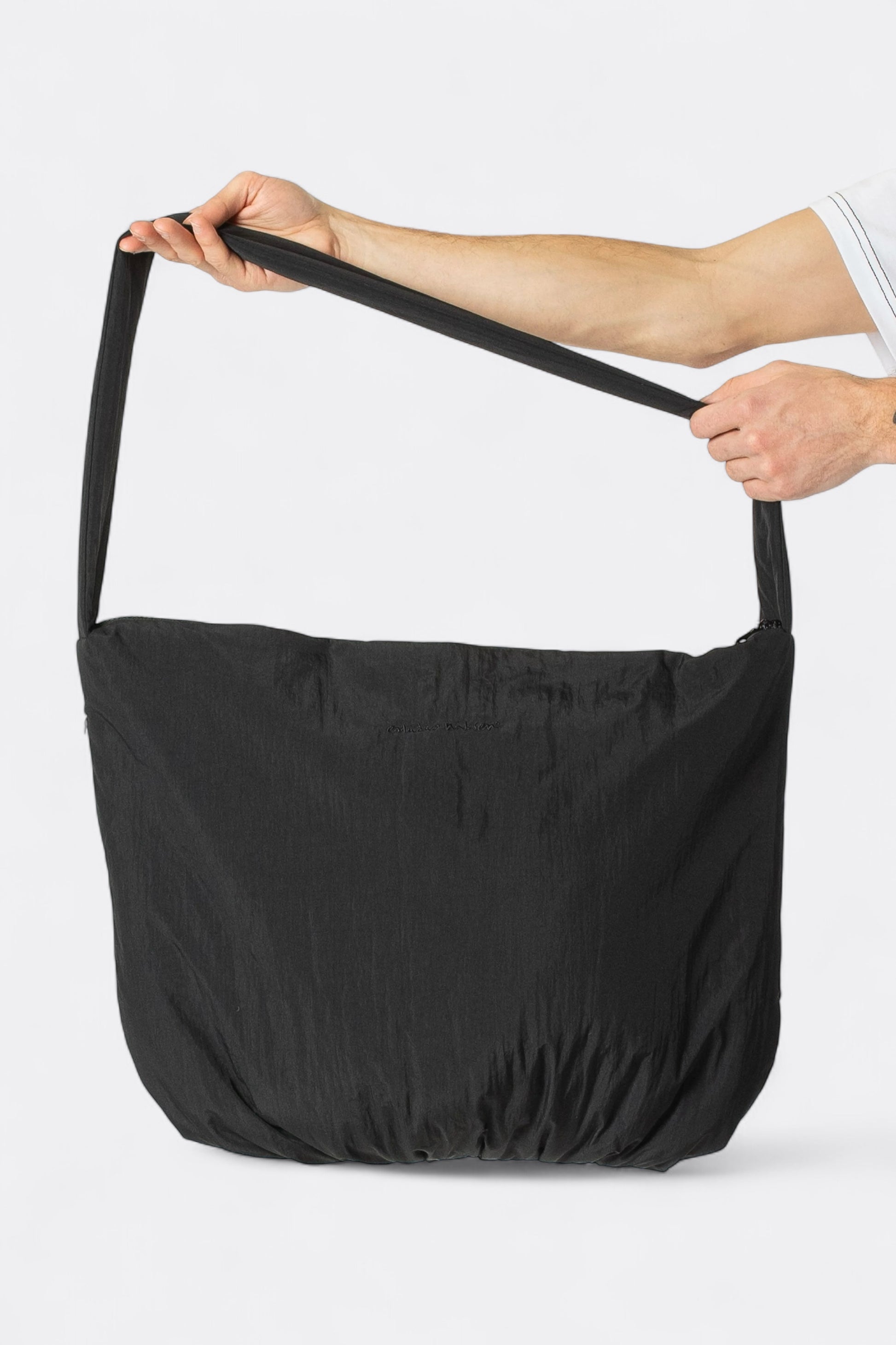 Estudio Niksen - Crossbody Padded Bag (Black)