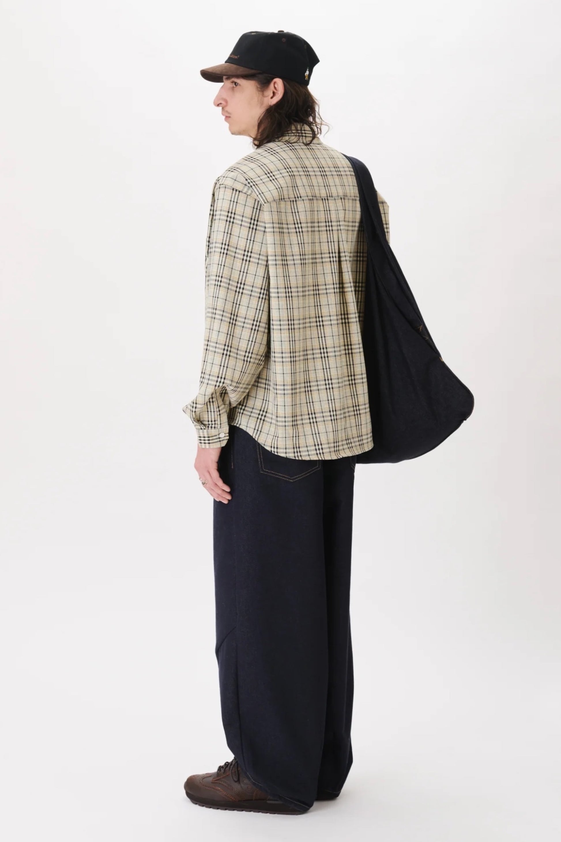 Estudio Niksen Dart Oxford Shirt Checkered Taupe | Chemise Oxford Carreaux Oversize Corée | Edgar Bdx