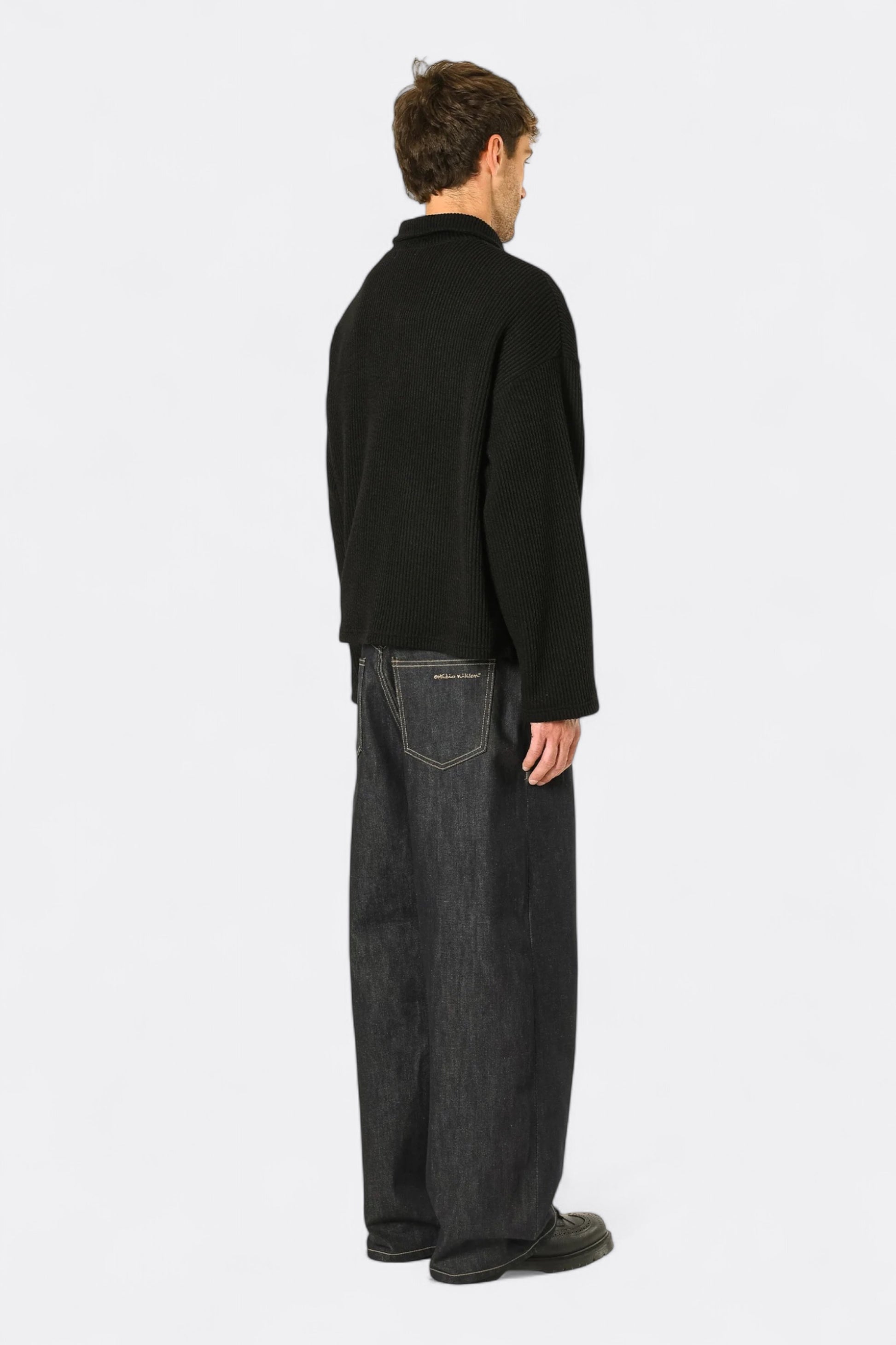 Estudio Niksen - Double-zip Pocket Sweater (Black)