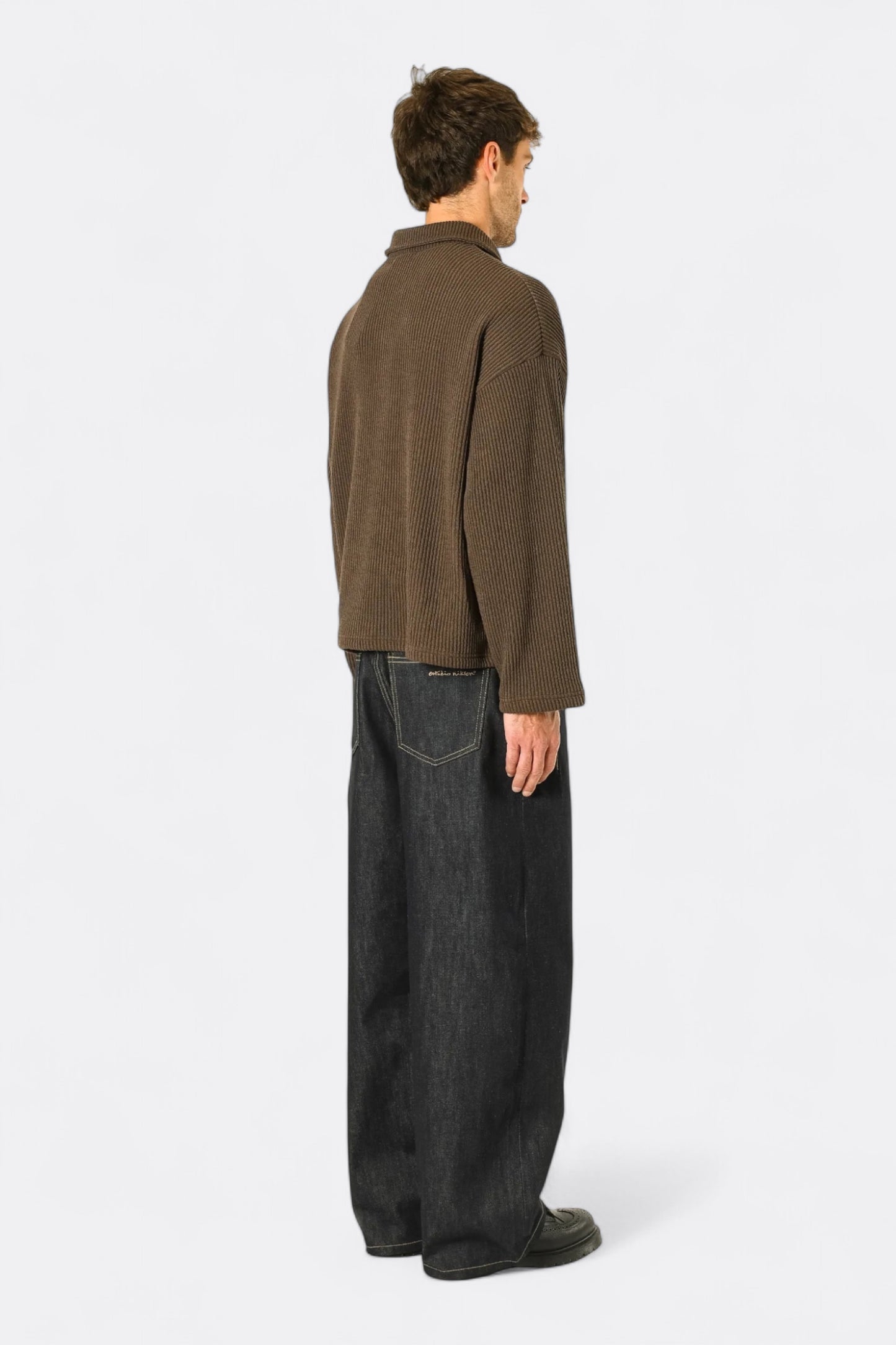 Estudio Niksen - Double-Zip Pocket Sweater (Brown)