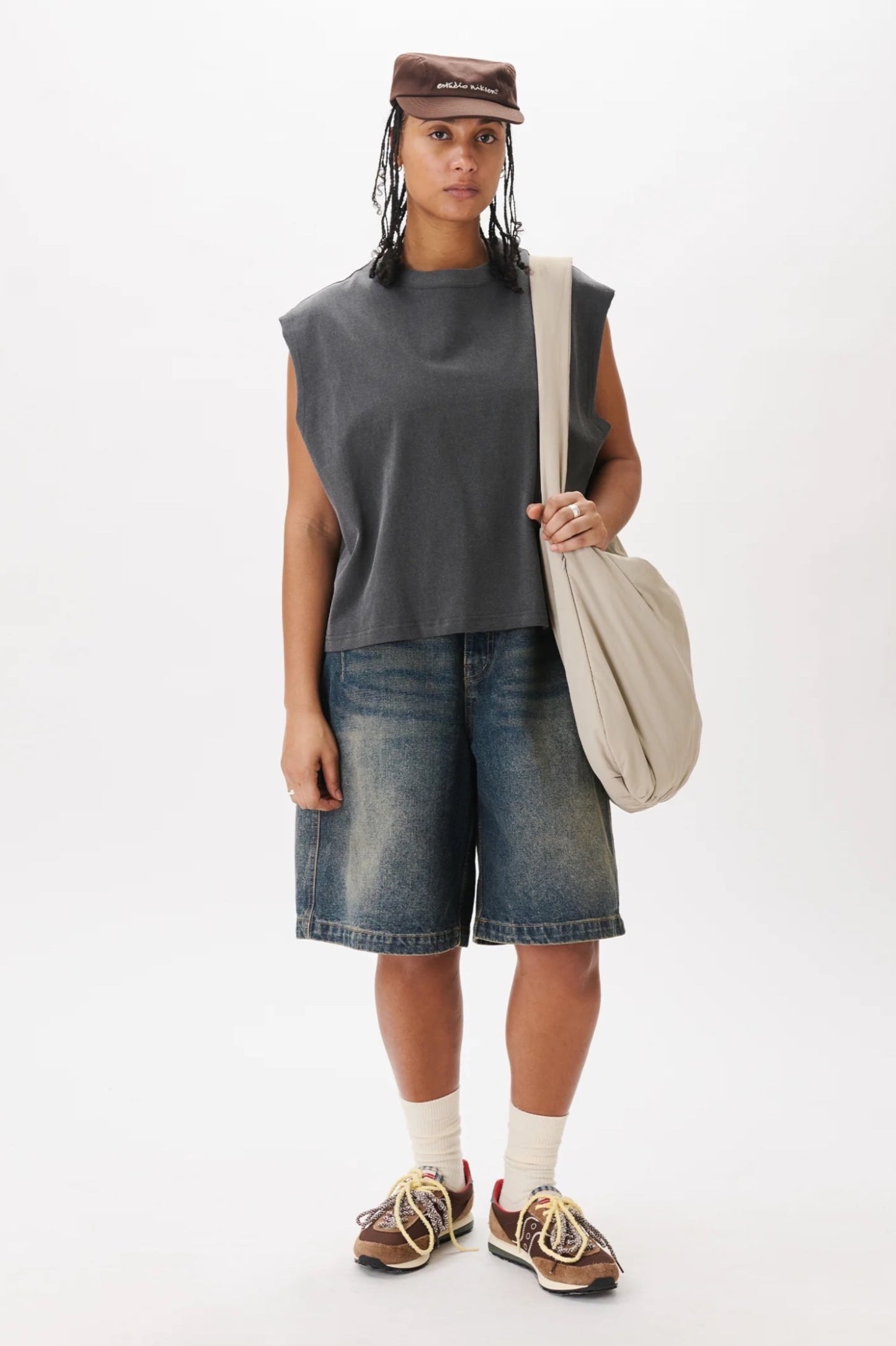 Estudio Niksen Half-Dart Denim Short Dark Blue | Short Denim Coton Corée | Edgar Bdx