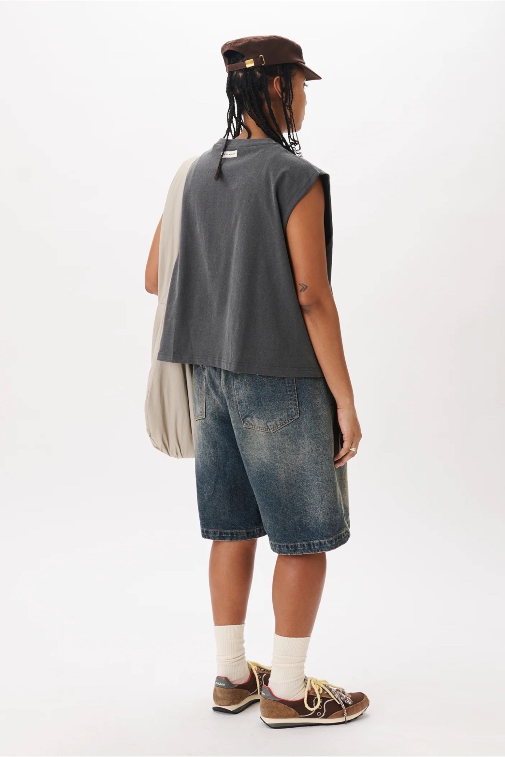 Estudio Niksen Half-Dart Denim Short Dark Blue | Short Denim Coton Corée | Edgar Bdx