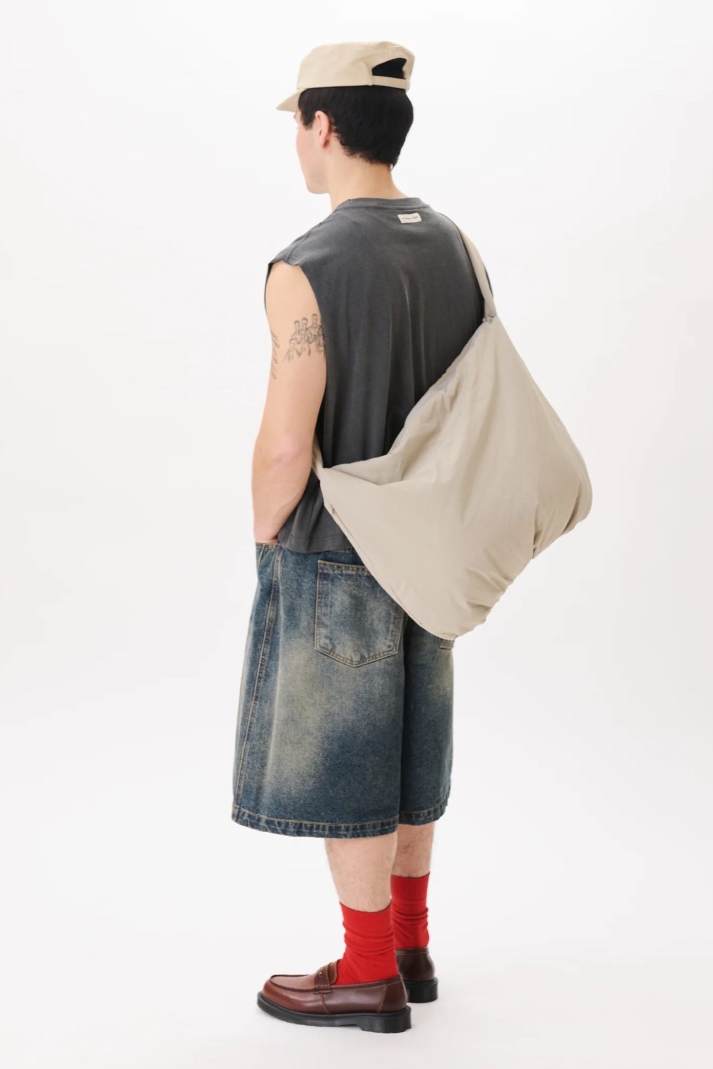 Estudio Niksen Half-Dart Denim Short Dark Blue | Short Denim Coton Corée | Edgar Bdx
