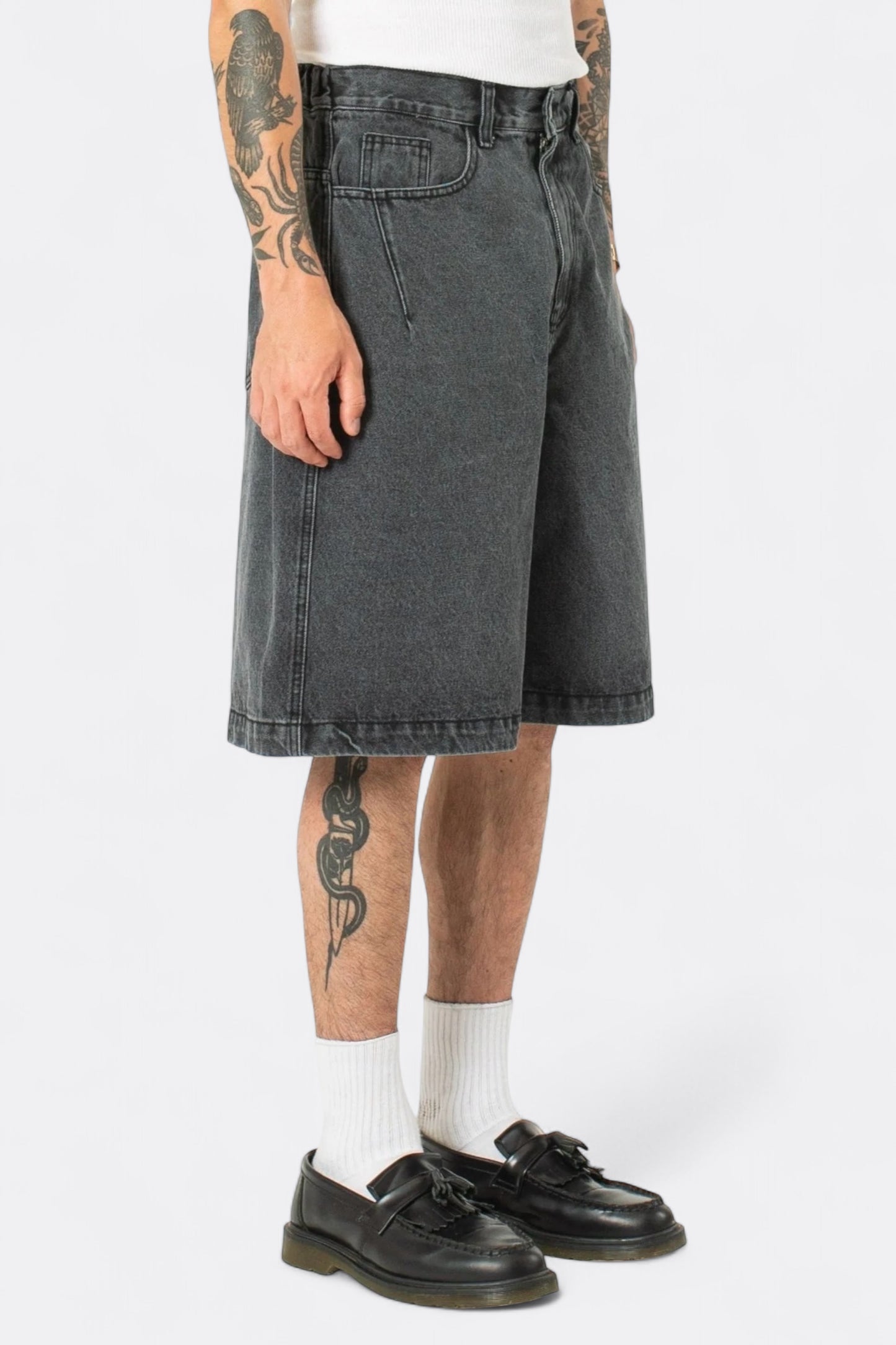 Estudio Niksen - Half-Dart Denim Shorts (Black)
