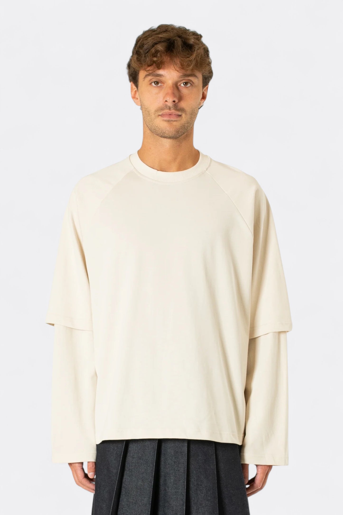 Estudio Niksen - Longsleeve Layered Tee (Cream)