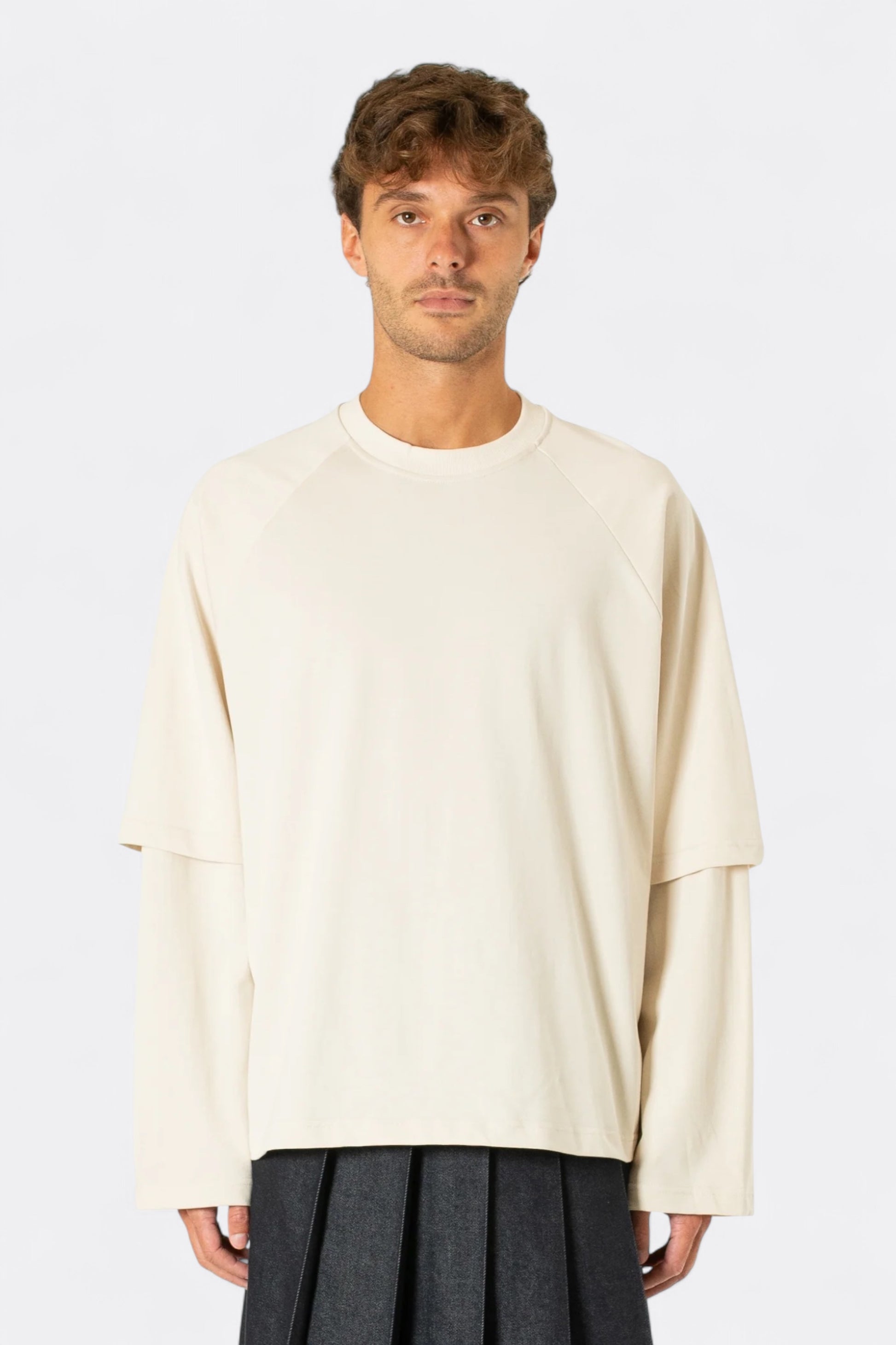 Estudio Niksen - Longsleeve Layered Tee (Cream)