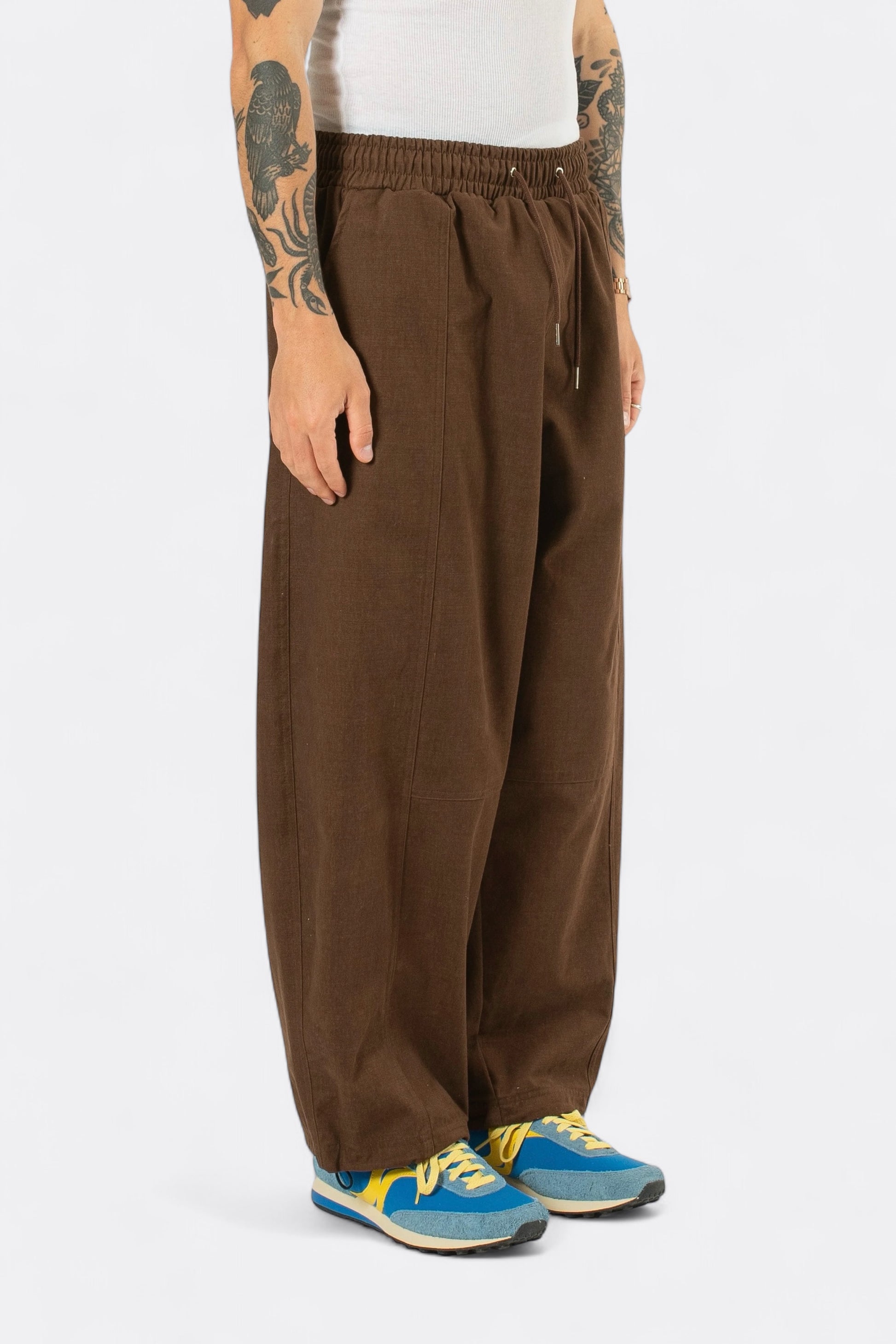 Estudio Niksen - Panelled Balloon Pant (Brown)