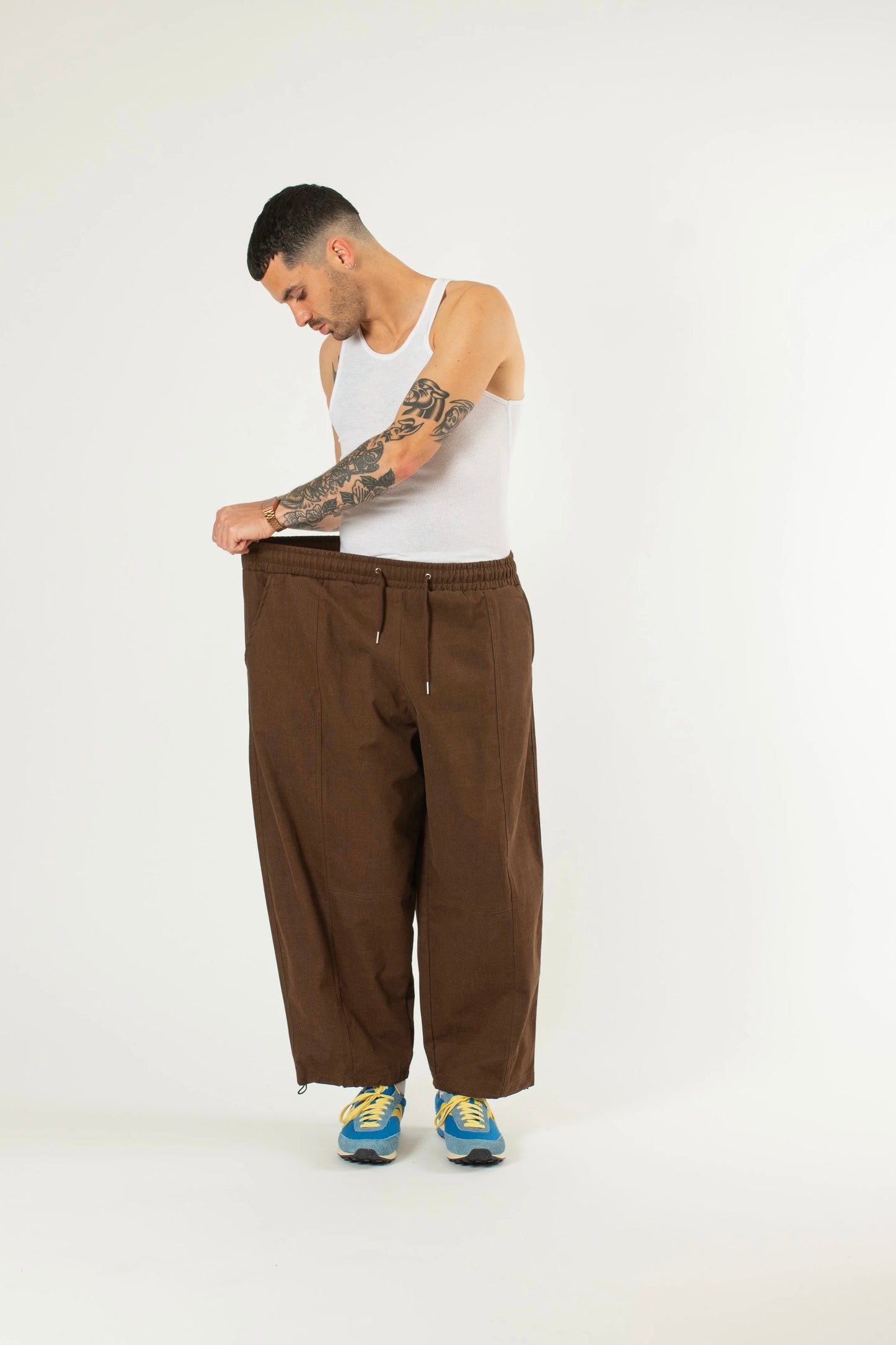 Estudio Niksen - Panelled Balloon Pant (Brown)