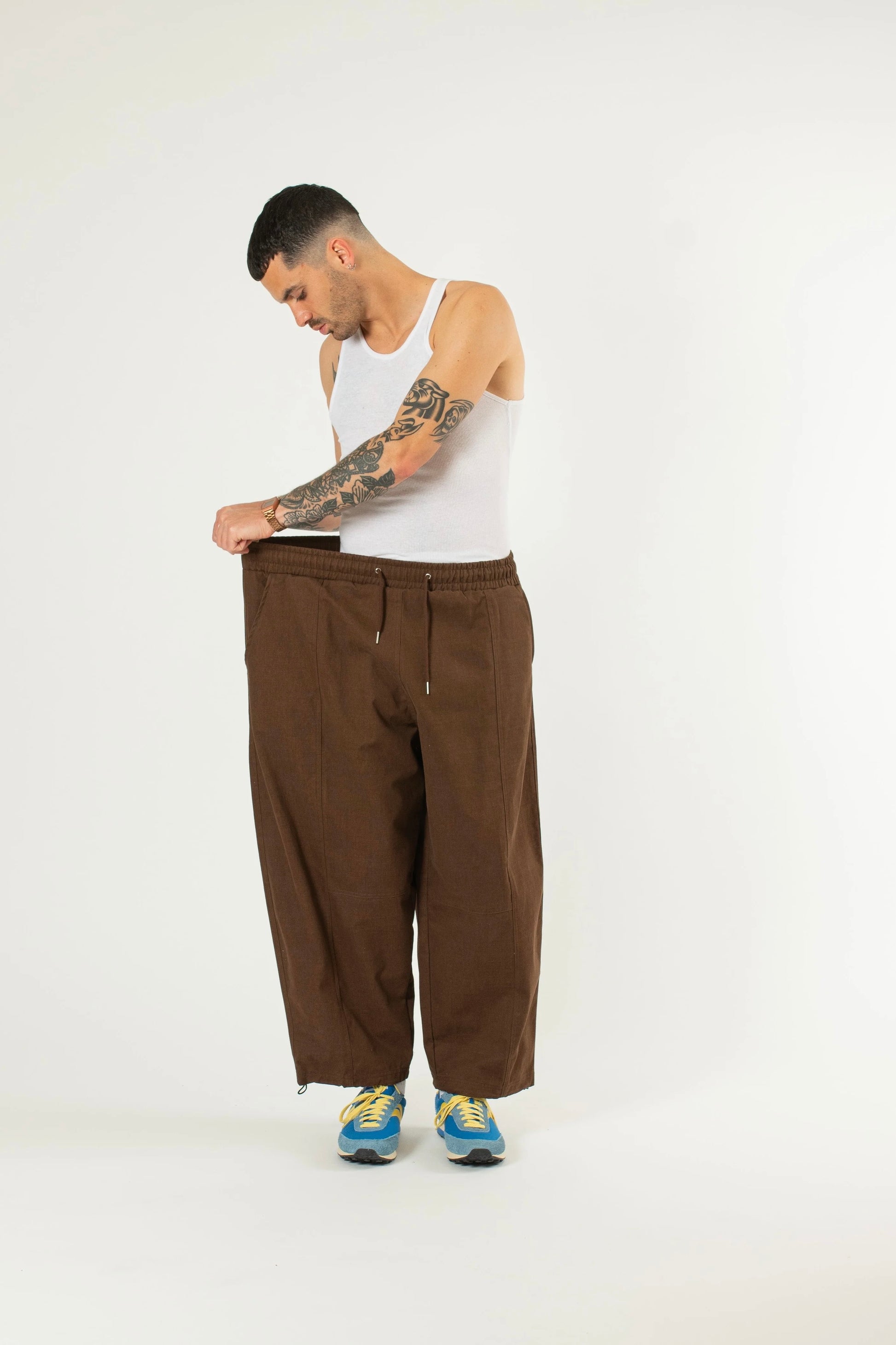 Estudio Niksen - Panelled Balloon Pant (Brown)