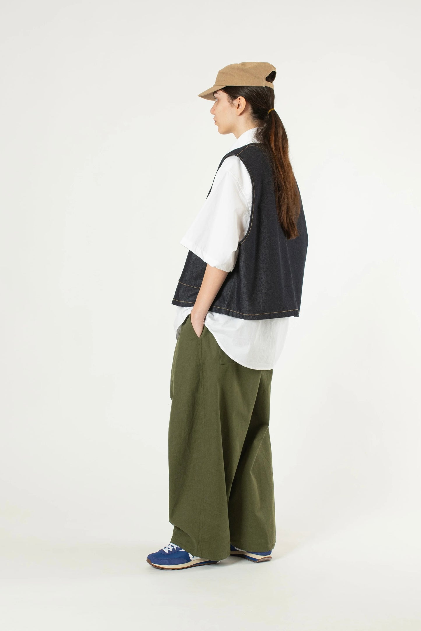 Estudio Niksen - Panelled Balloon Pant (Khaki)