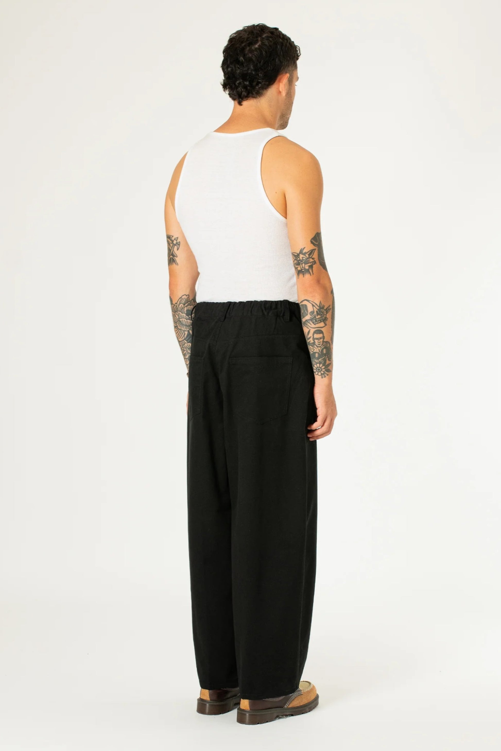 Estudio Niksen - Patch Pocket Balloon Pants (Black)