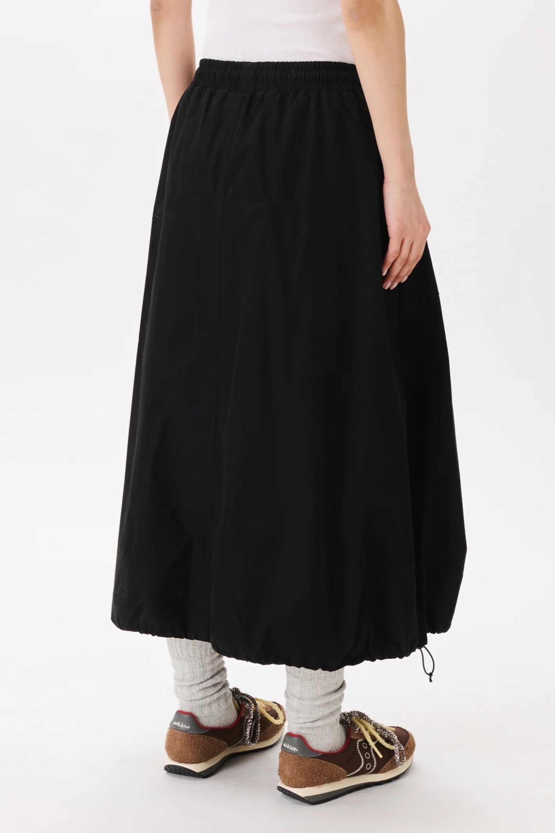 Estudio Niksen Pintuck Ballon Skirt Black | Jupe Ballon Coton Nylon Unisexe Corée | Edgar Bdx