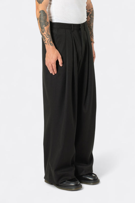 Estudio Niksen - Pintuck Maxi Trousers (Black)