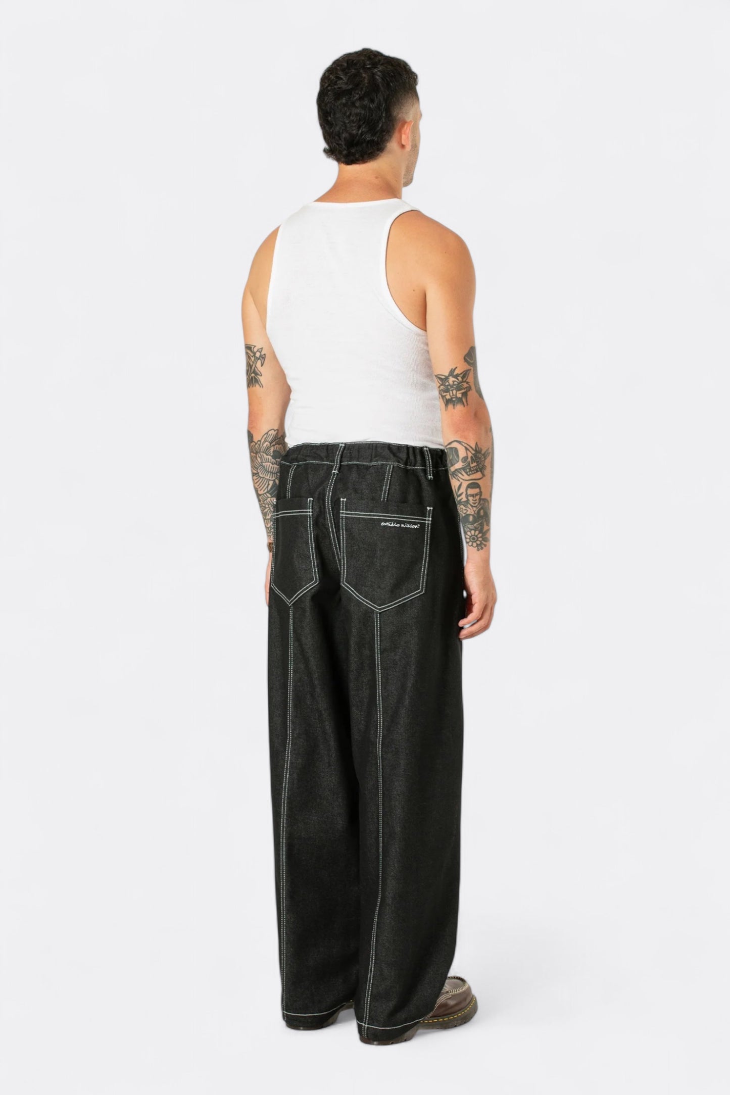 Estudio Niksen - Raw Denim In-Stitch Jeans (Black)