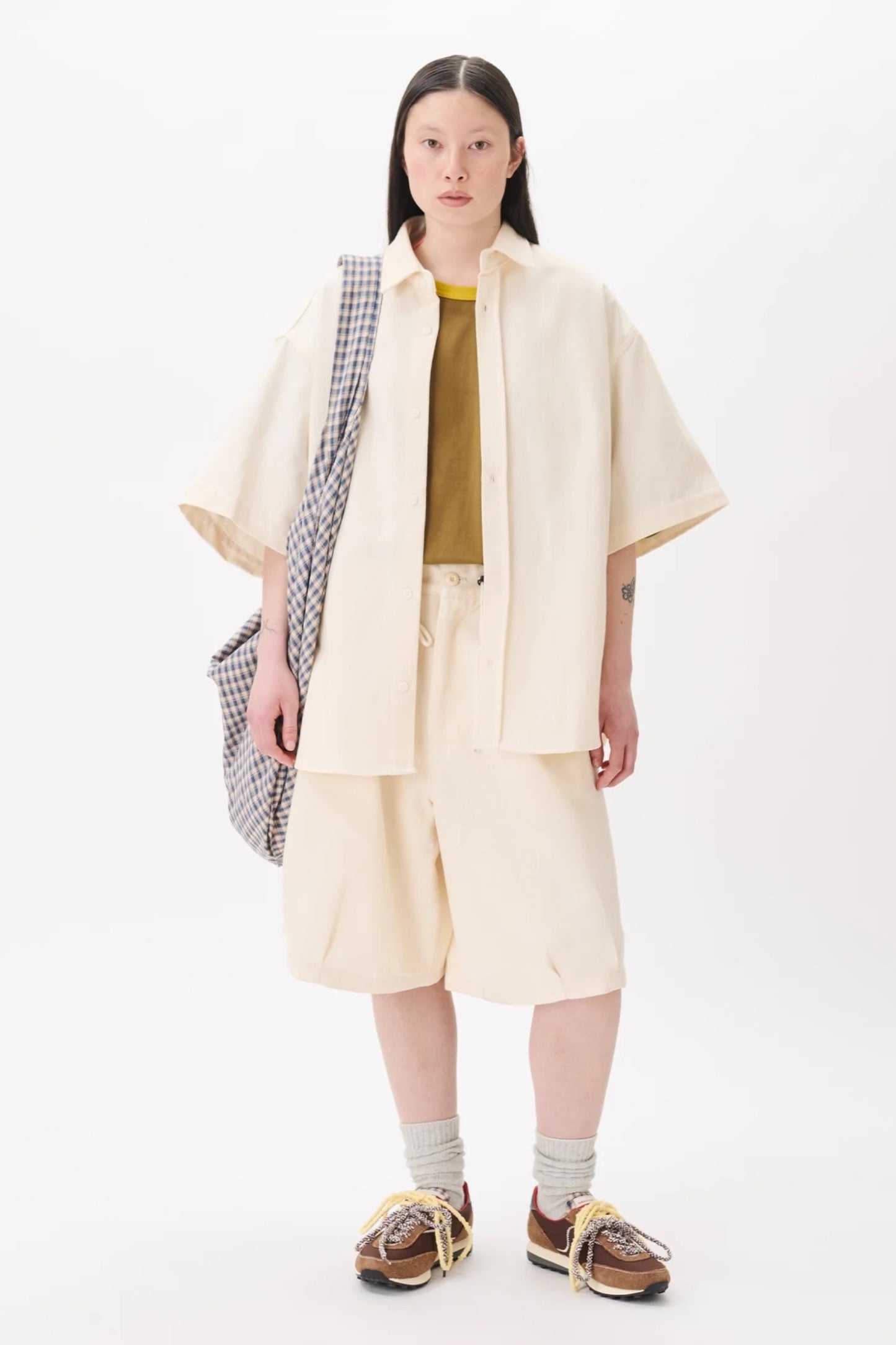 Estudio Niksen Shortsleeve Wide Shirt Ivory | Chemise Denim Oxford Corée | Edgar Bdx