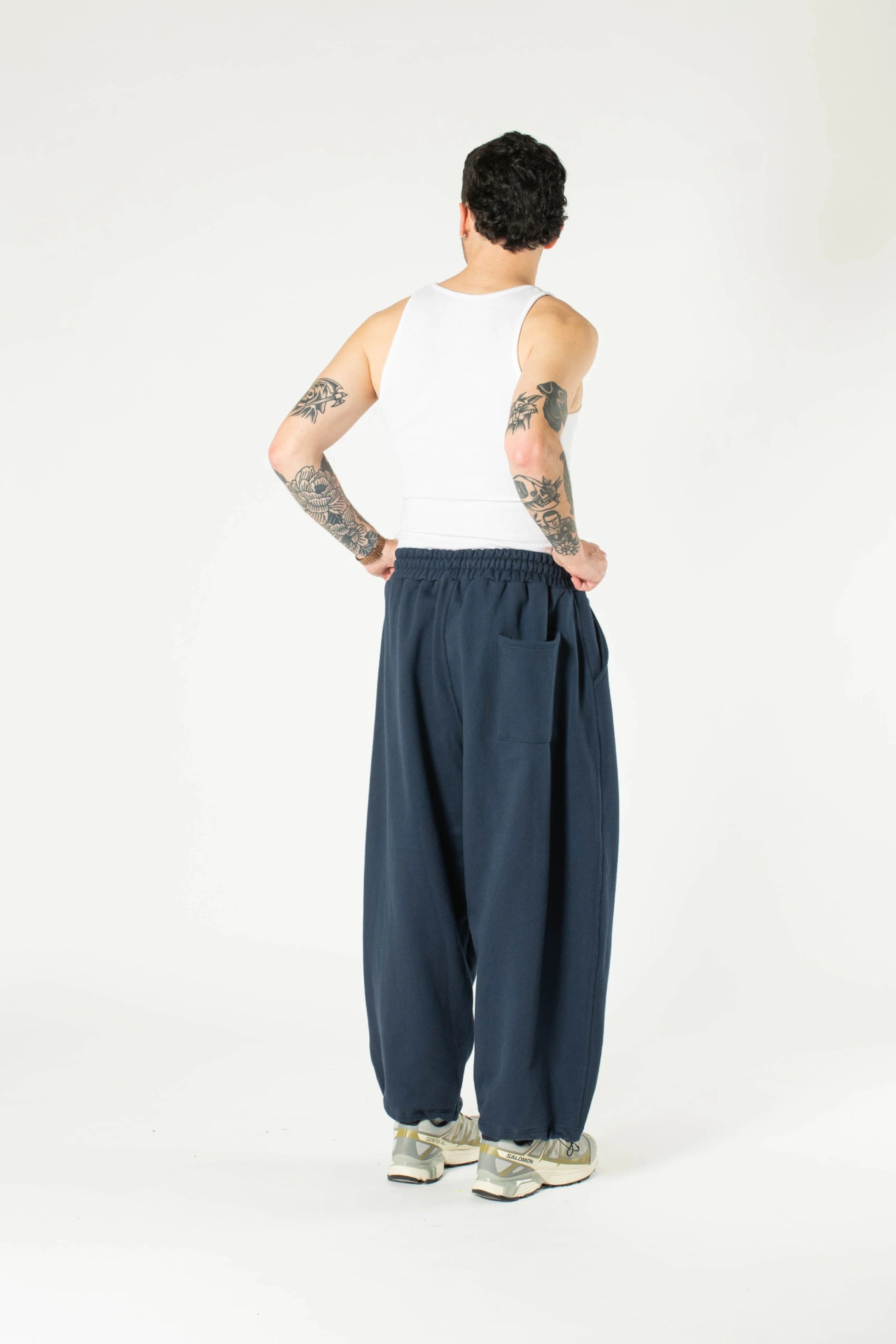 Estudio Niksen - Signature Balloon Joggers (Navy)
