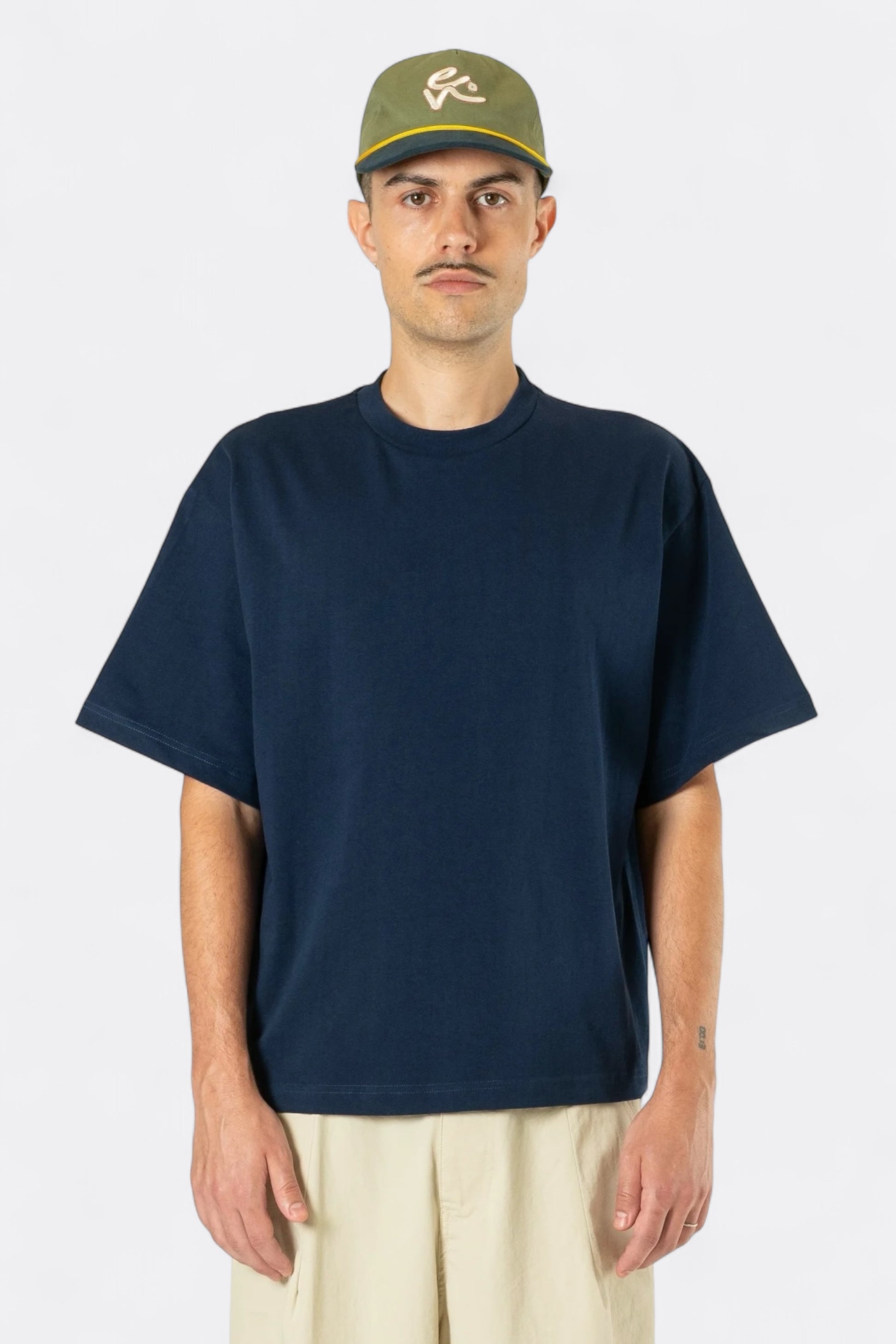 Estudio Niksen - Signature Cropped Tee (Navy)
