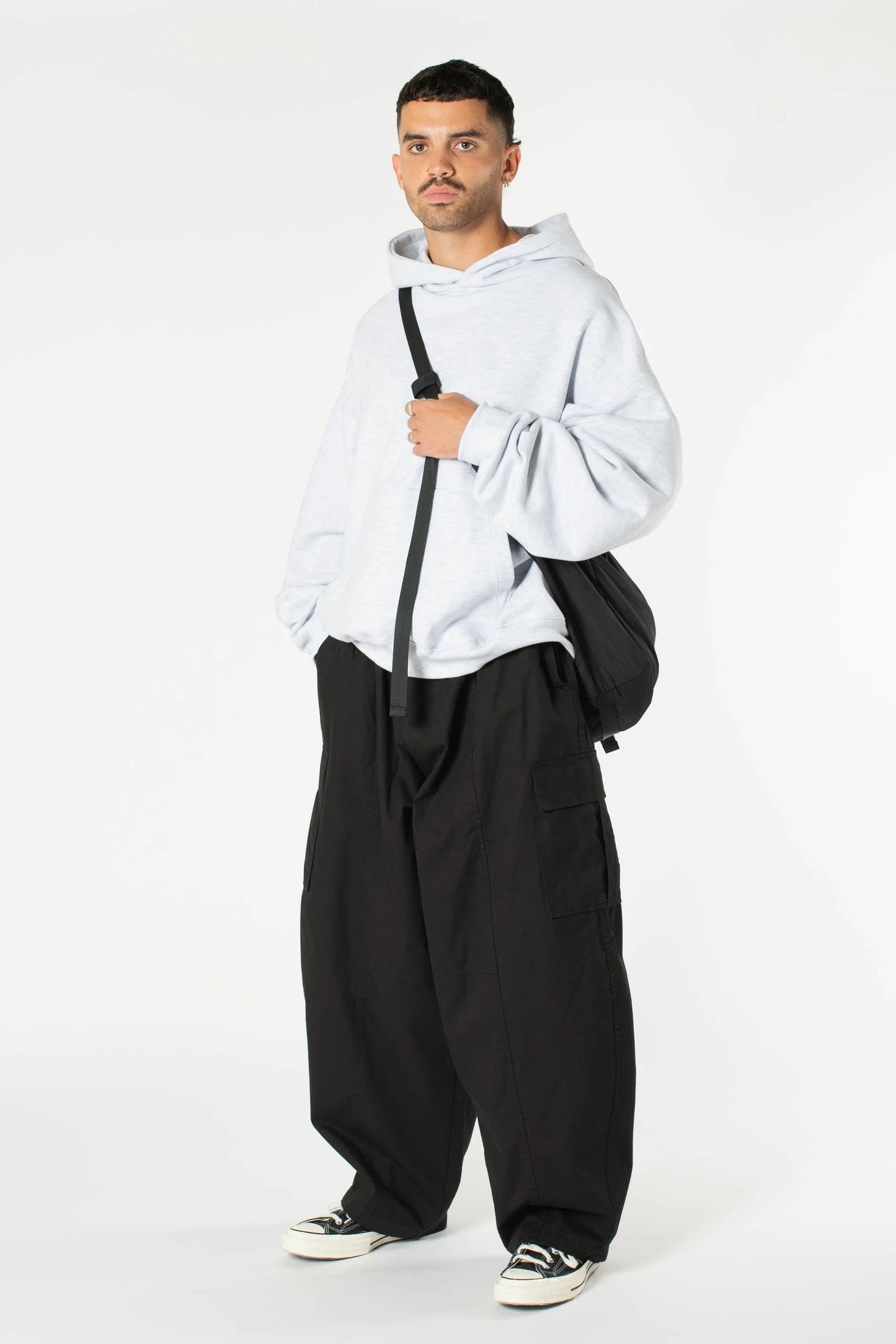 Estudio Niksen - Signature Thumb Hoodie (Light Grey)