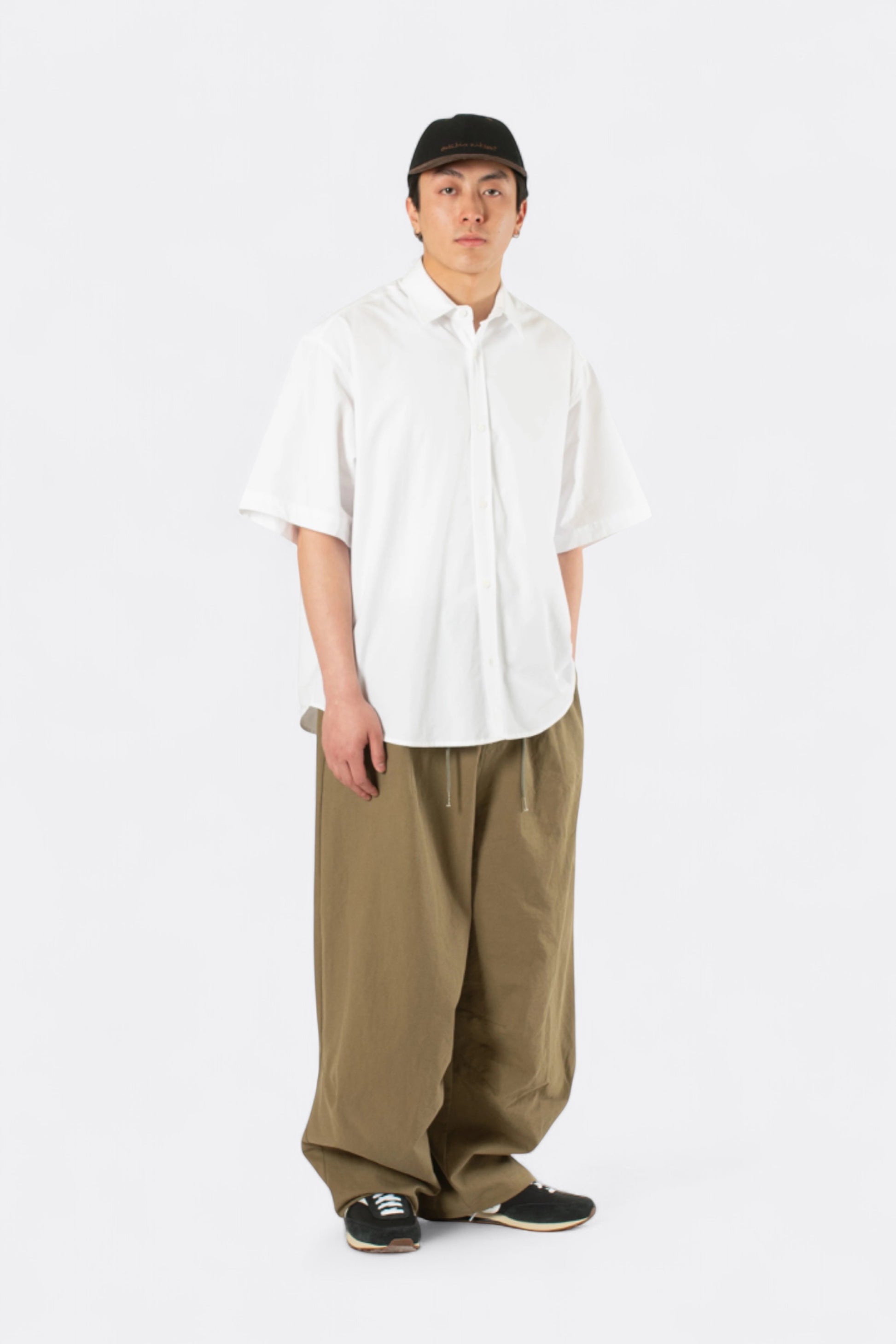 Estudio Niksen - Stopper Balloon Trousers (Khaki)