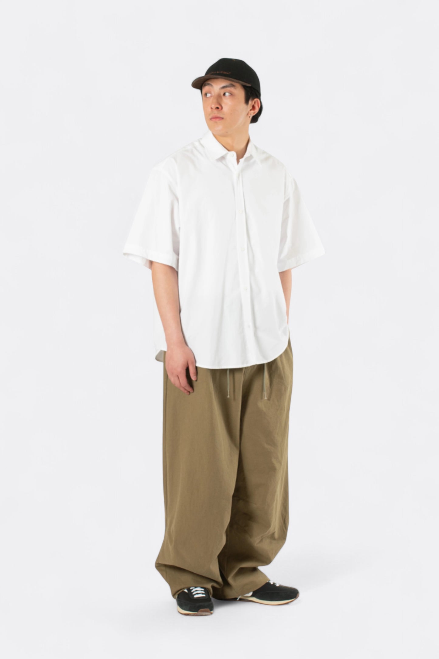 Estudio Niksen - Stopper Balloon Trousers (Khaki)