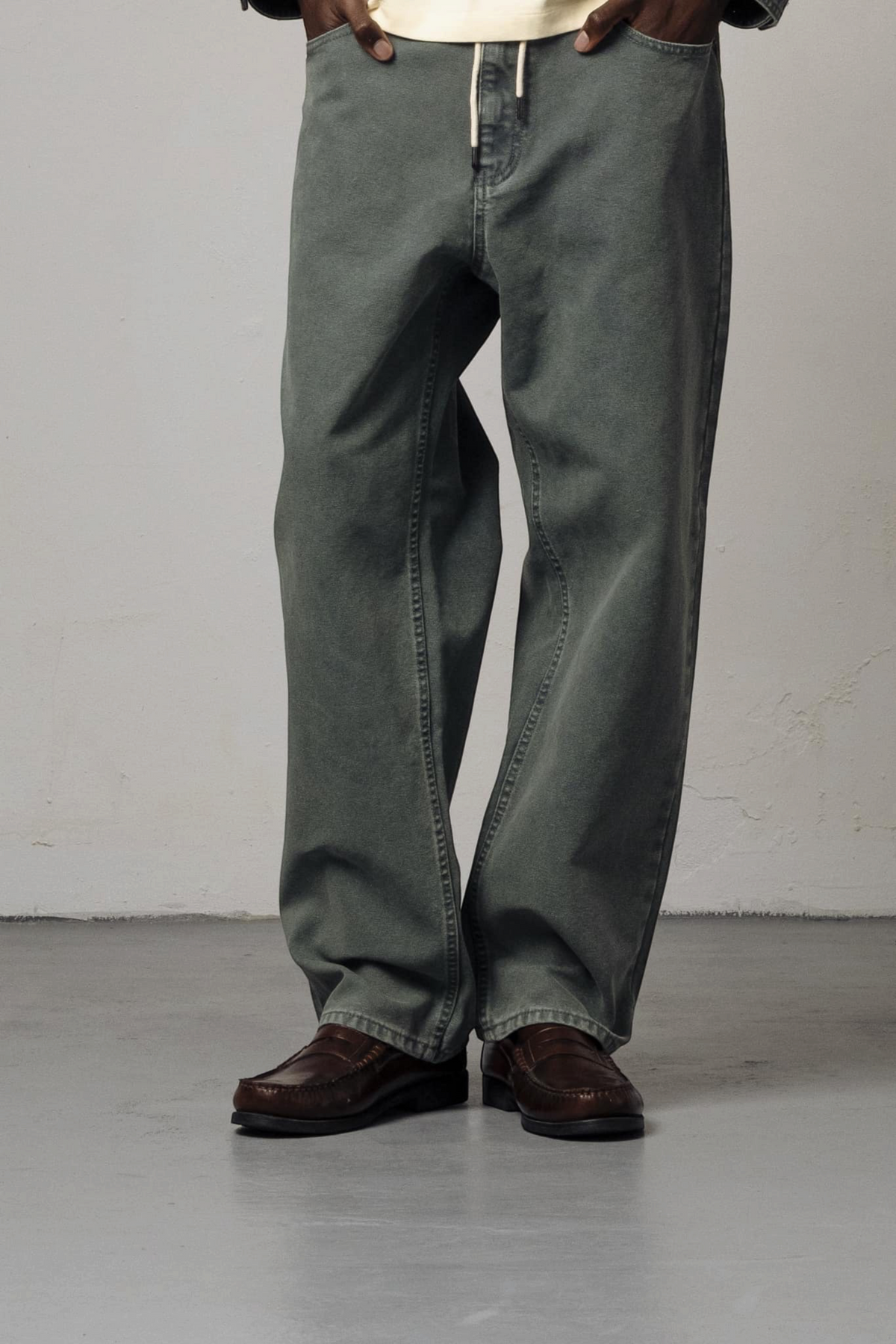 GOODIES SPORTIVE Everyday Quartier Green Pants | Pantalon | Edgar Bdx