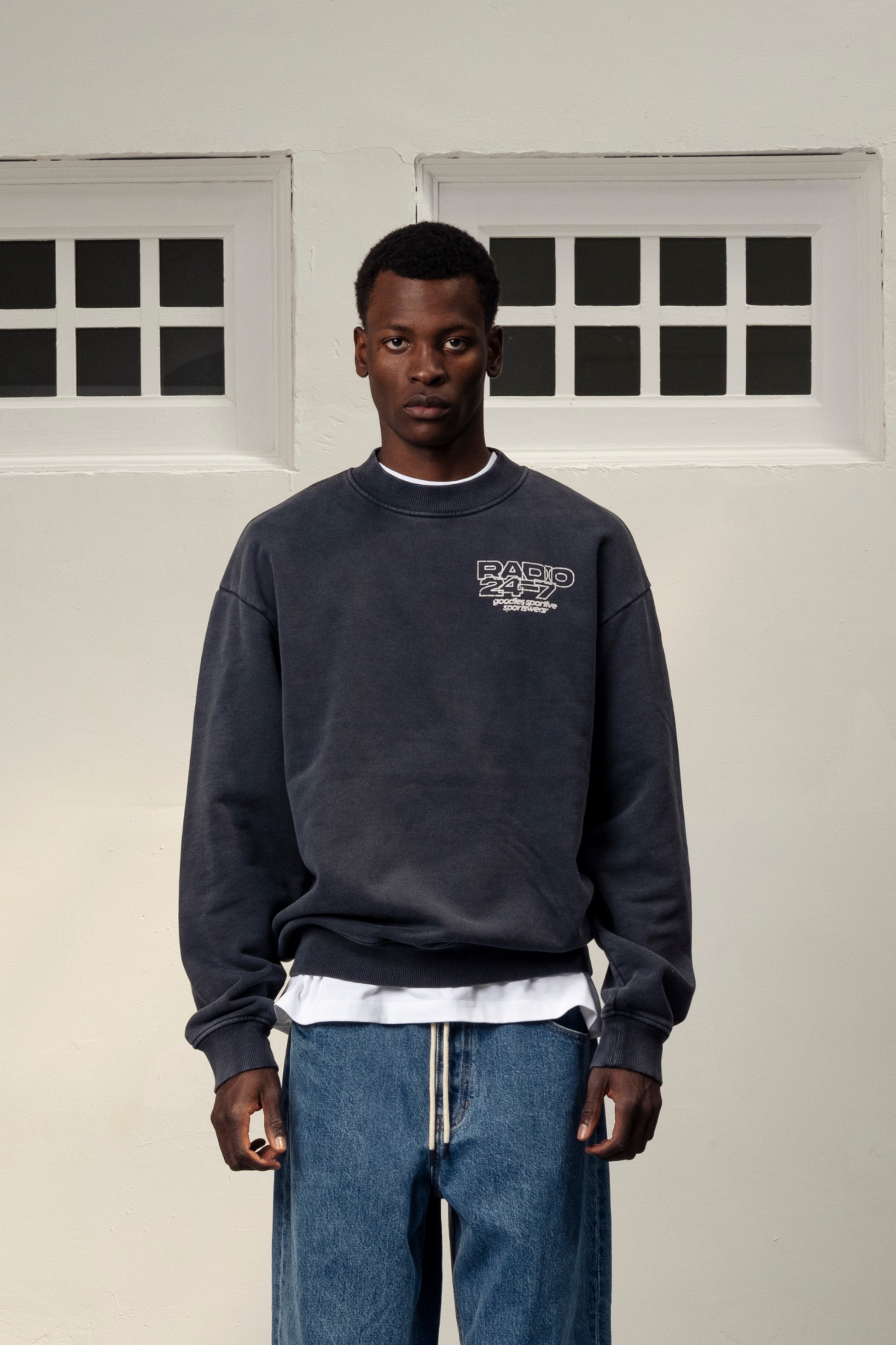 GOODIES SPORTIVE Radio 24:7 Crewneck Grey Fade Out | Sweat Coton 550g | Edgar Bdx