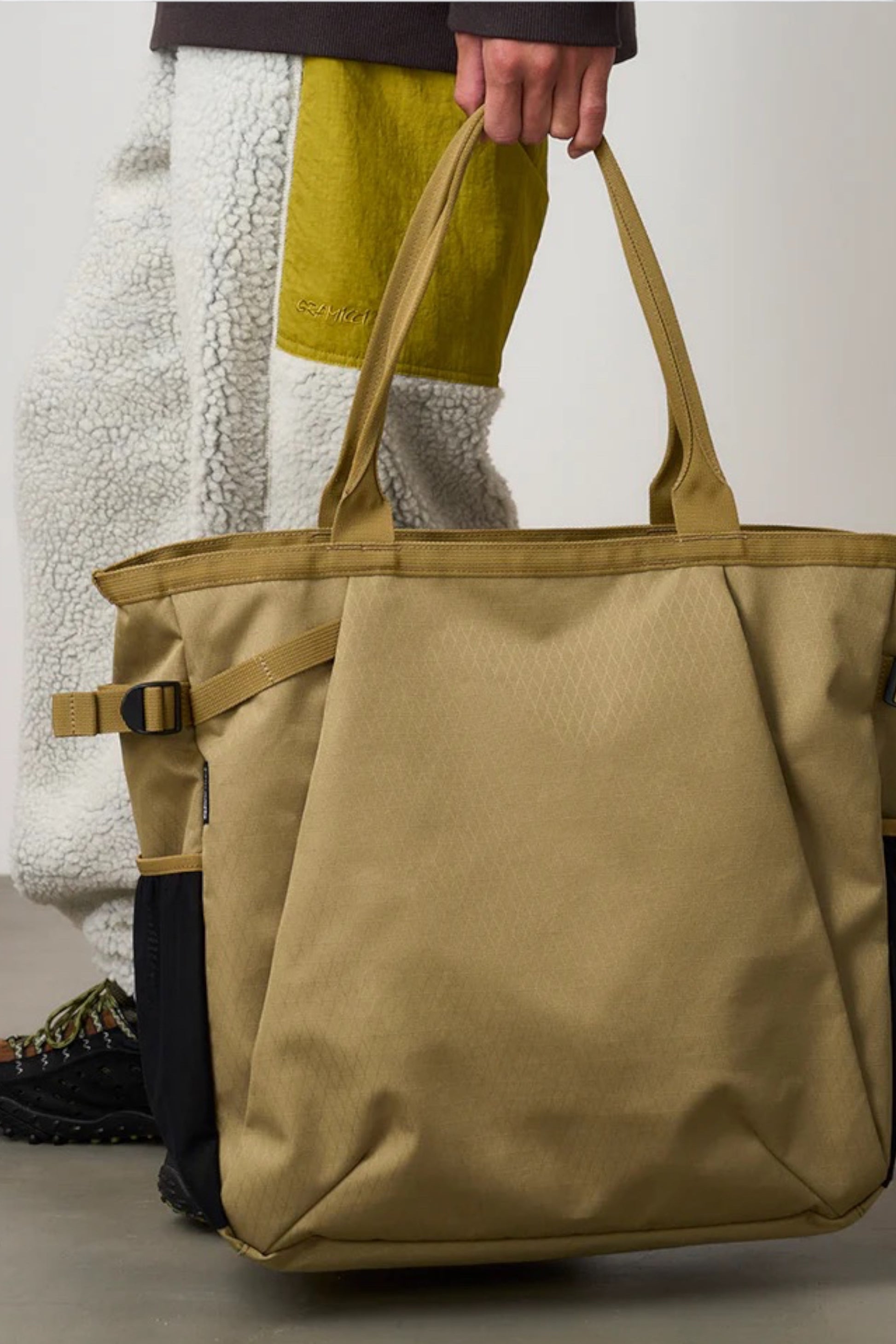 Gramicci - Climbing Tote (Bronze Olive)