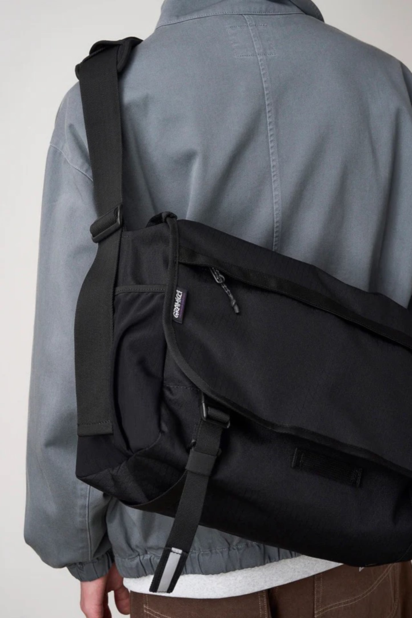 Gramicci - Messenger Bag (Black)