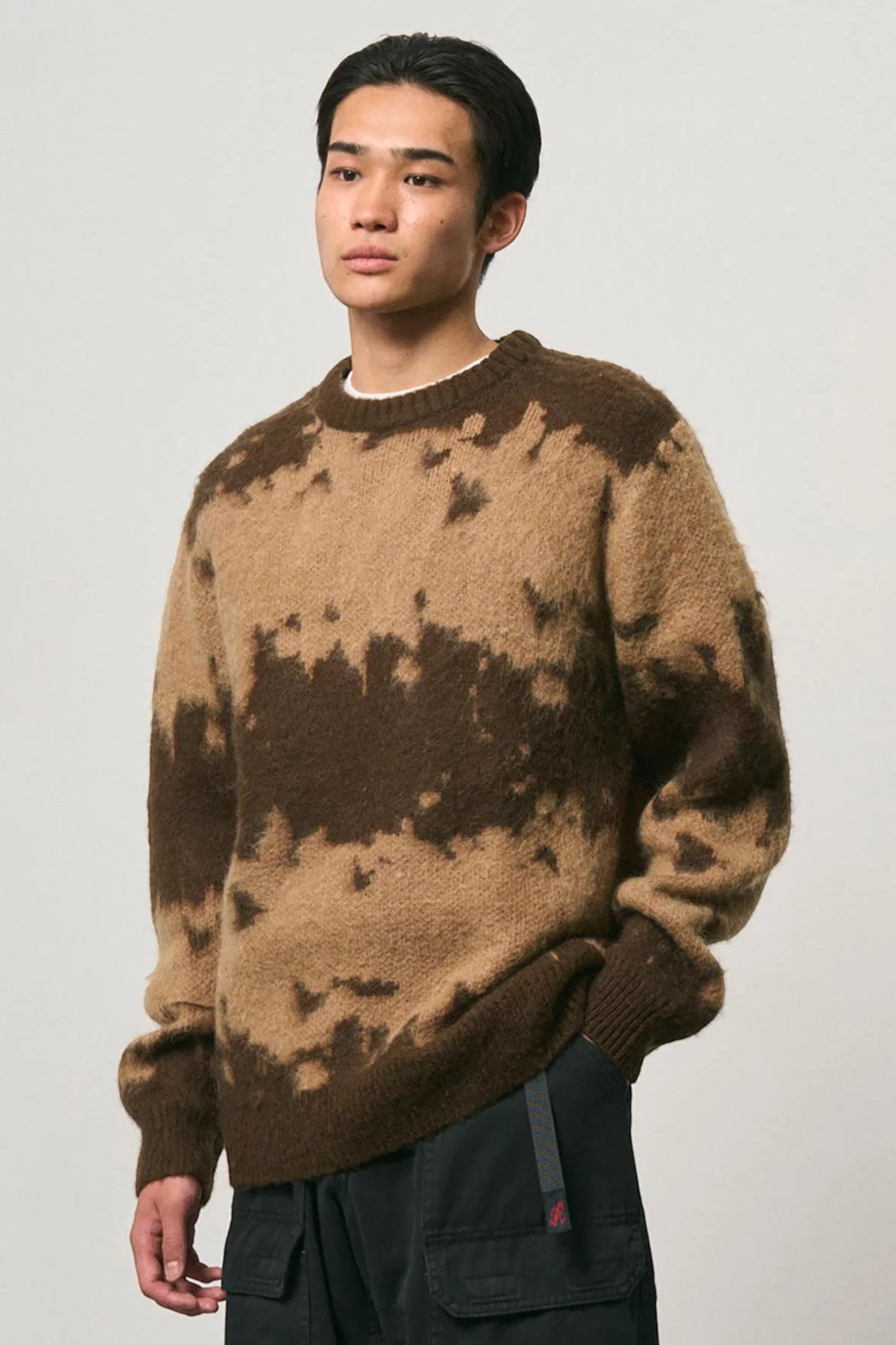 GRAMICCI Mohair Splatter Sweater Taupe | Pull Mohair Outdoor | Edgar Bdx