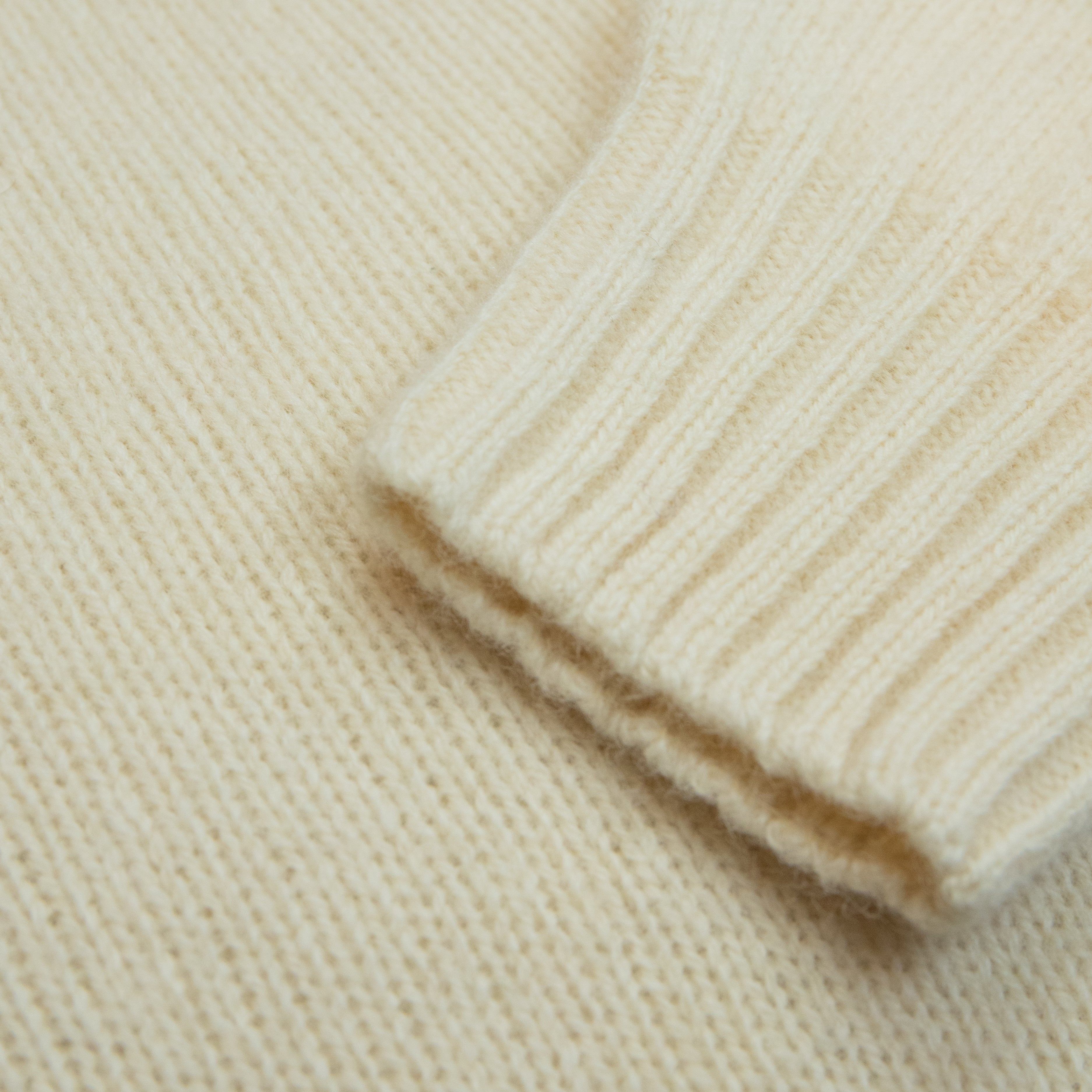 Harley Of Scotland - Pull Shetland Col Rond (Cream)