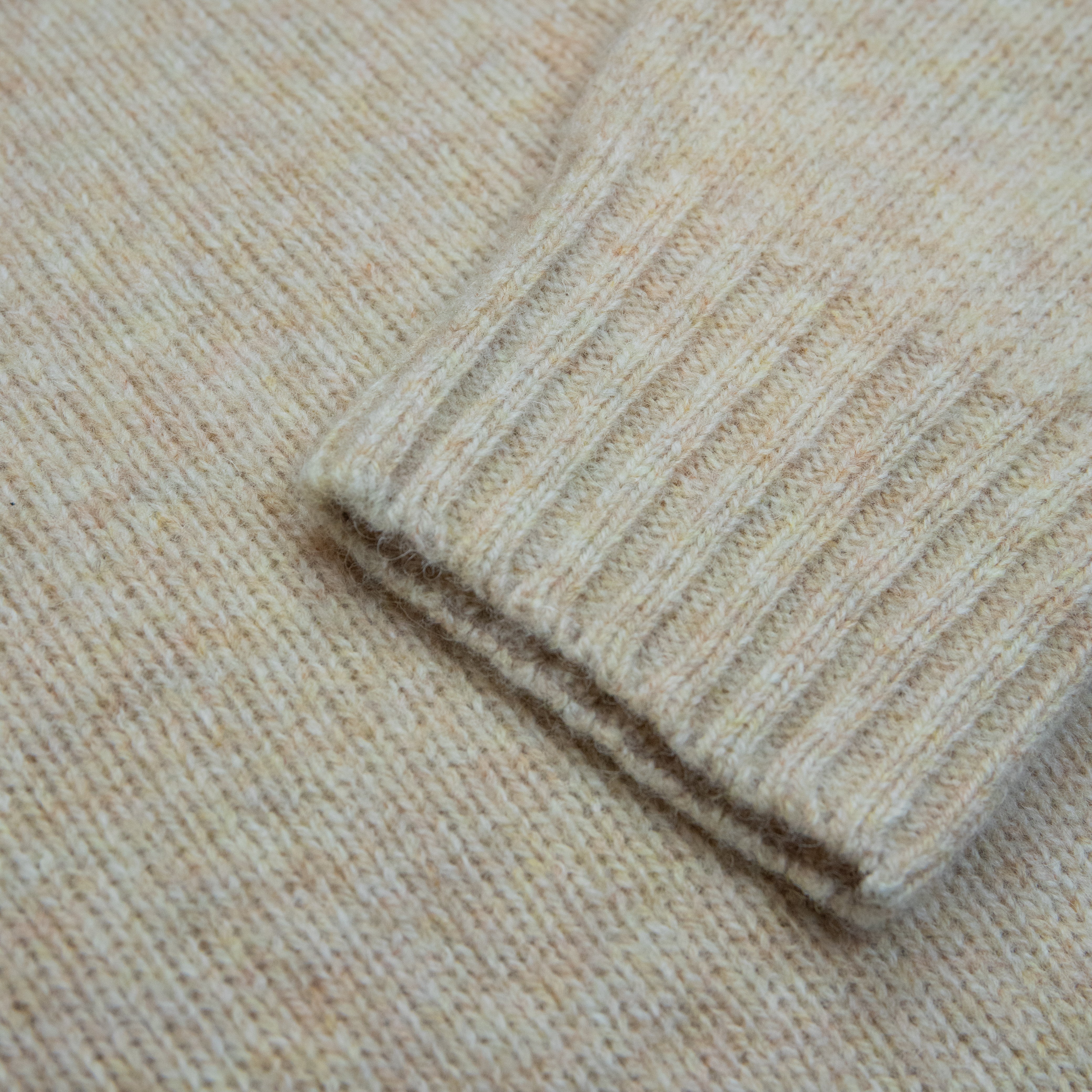 Harley Of Scotland - Pull Shetland Col Rond (Tusk)