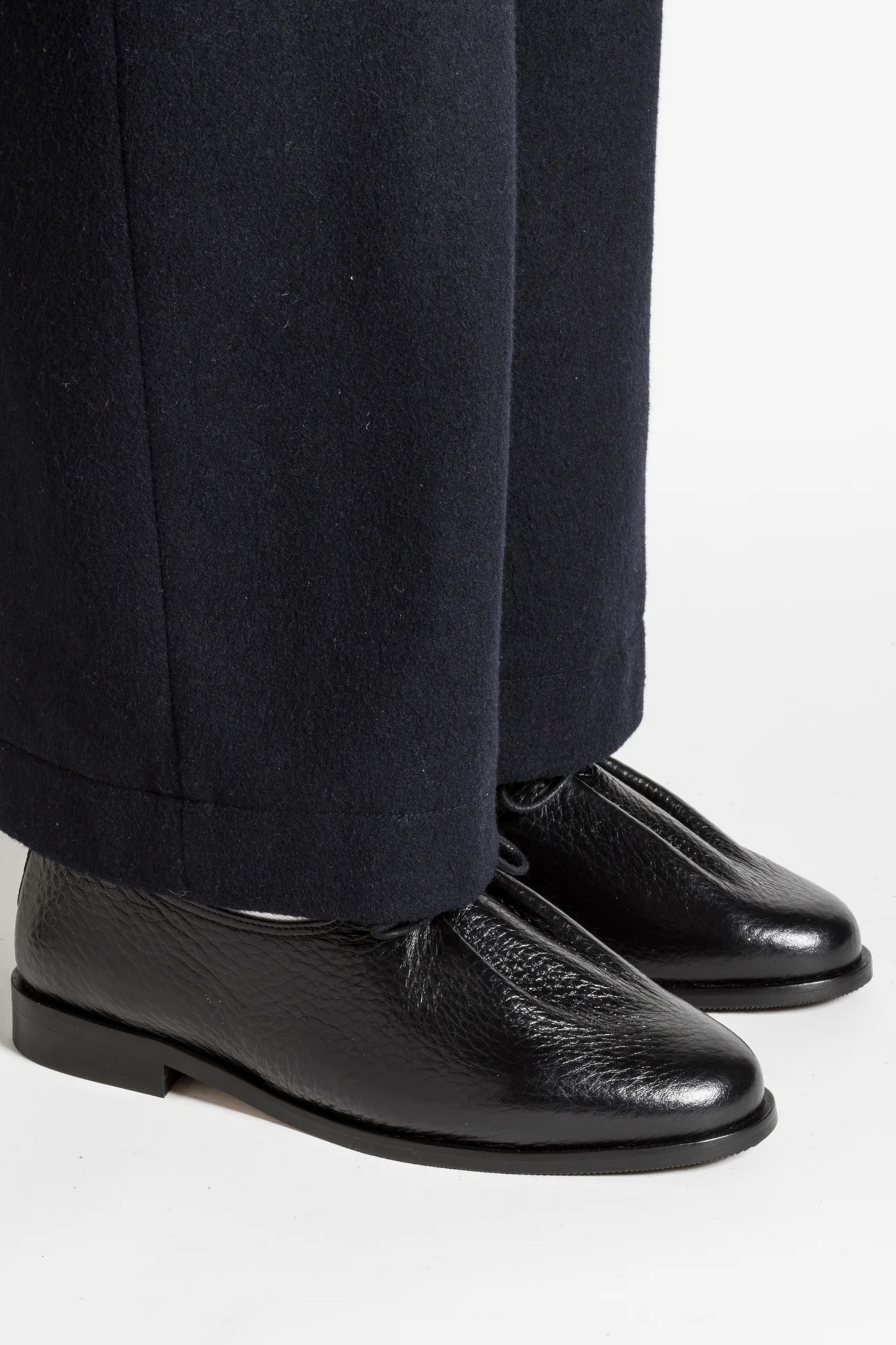 JACQUES SOLOVIÈRE PARIS Matt Kilt New Black | Derby Cuir Jumbo Construction Blake | Edgar Bdx