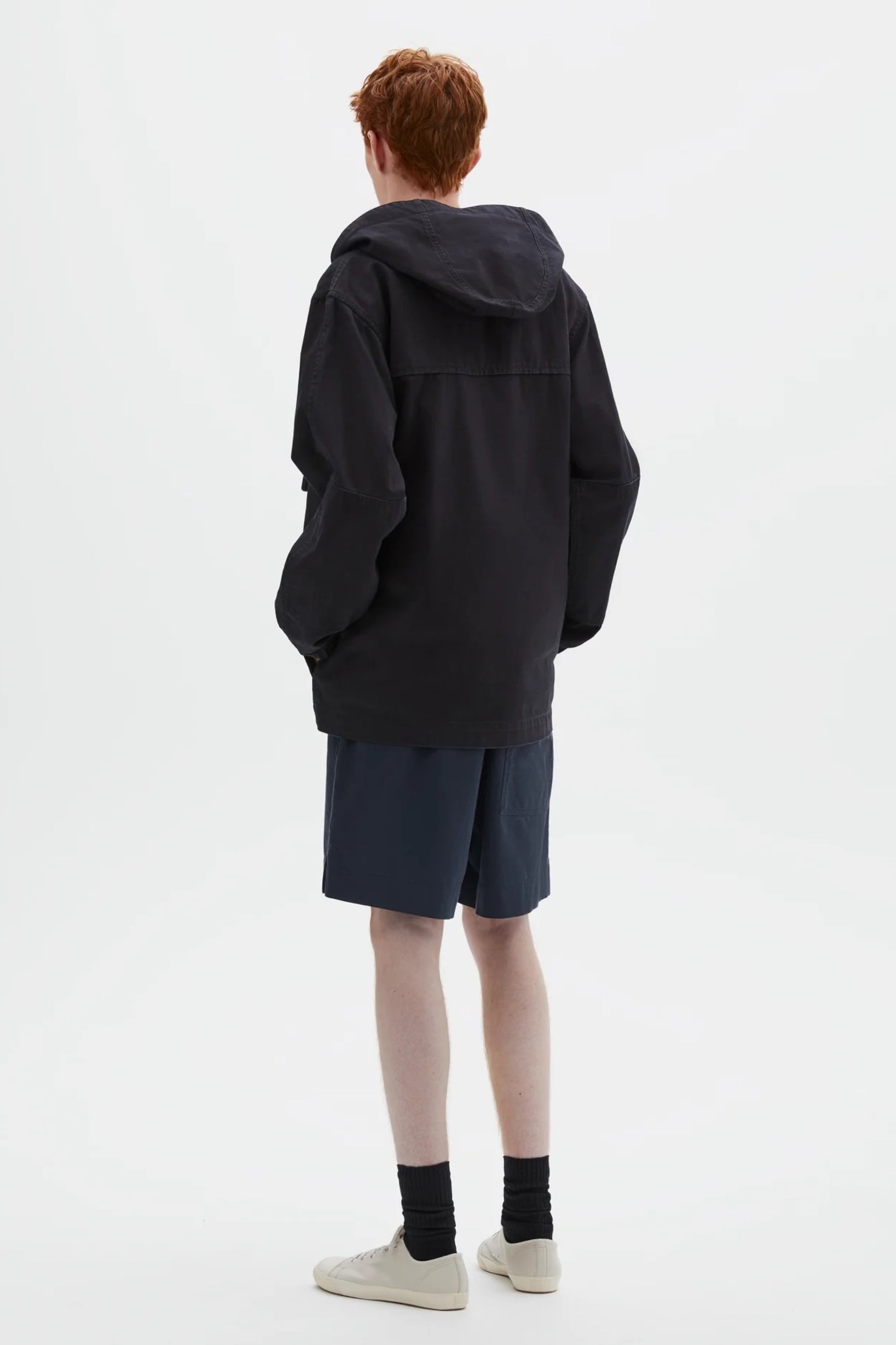 MHL. Margaret Howell Hooded Jacket Indigo Twill | Veste Coton Pigmenté | Edgar Bdx