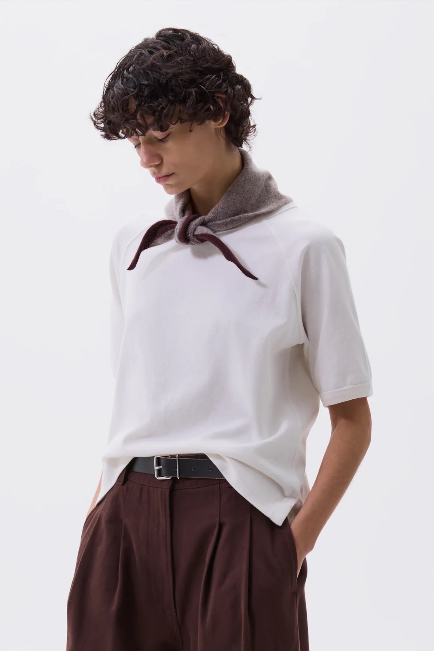 Margaret Howell - MHL. Tipped Scout Scarf Lambswool (Pebble / Mahogany)