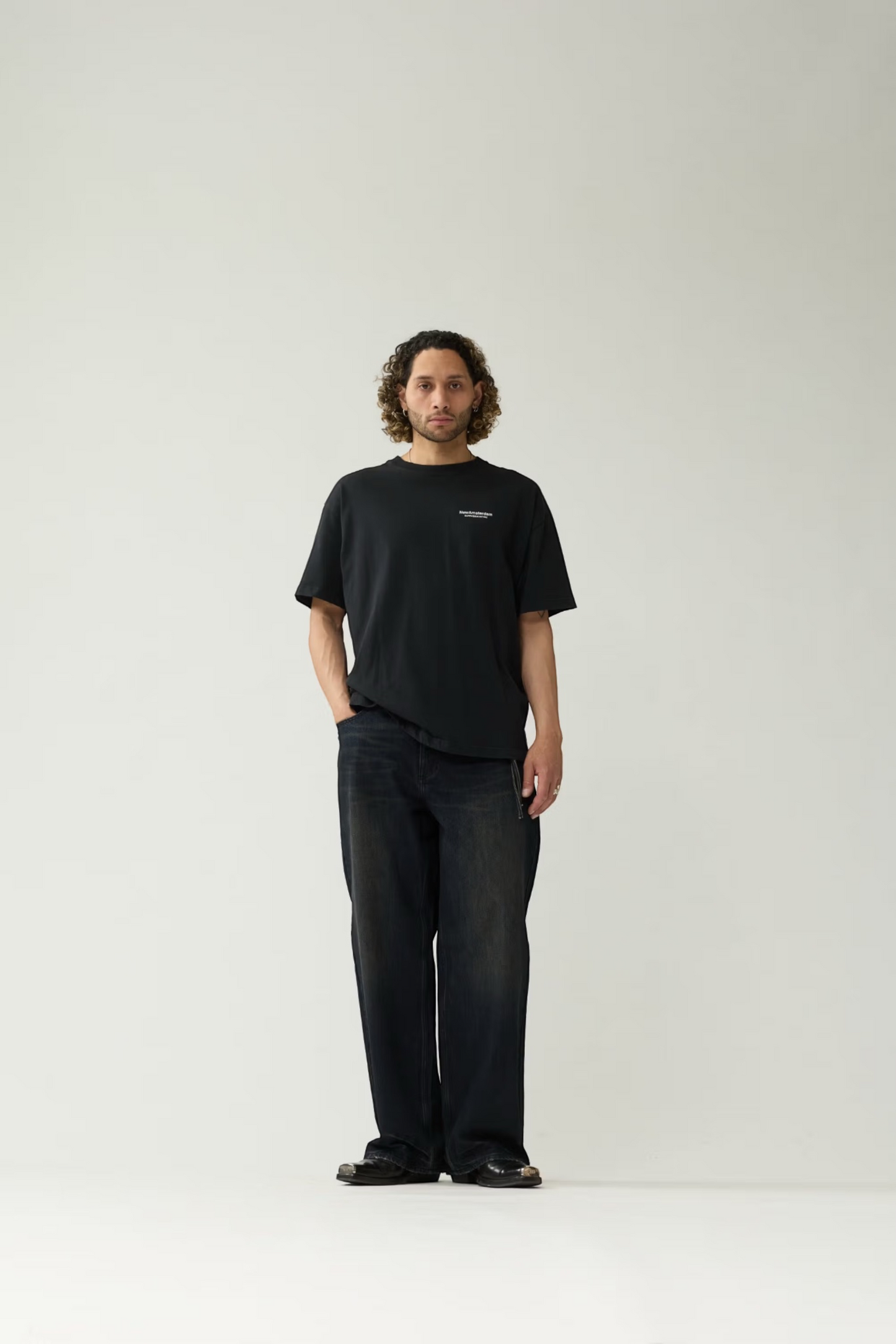 NEW AMSTERDAM SURF ASSOCIATION Knocked Tee Black | T-Shirt Coton Premium | Edgar Bdx