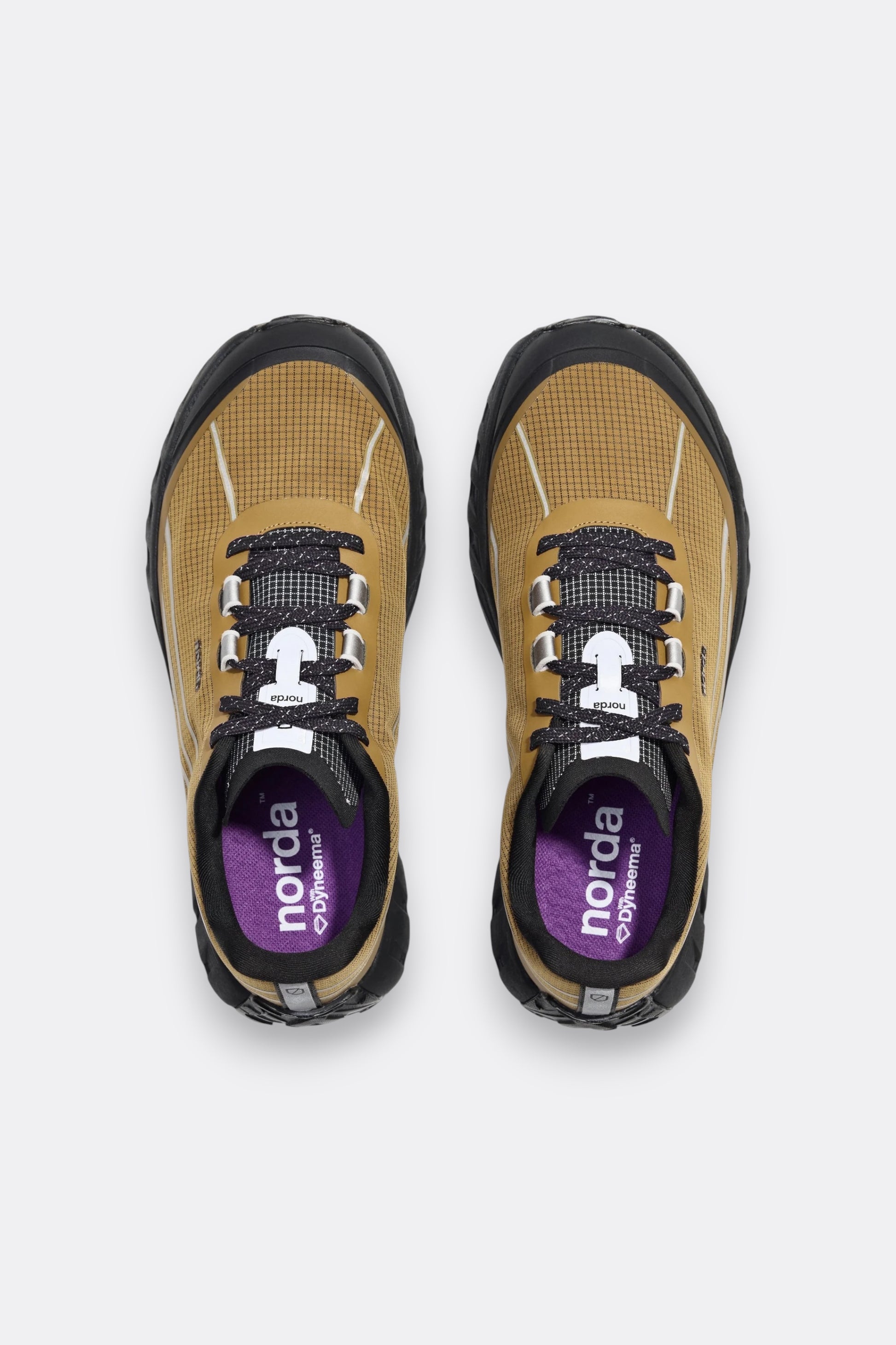 Norda Run - Norda 002 (Oak)