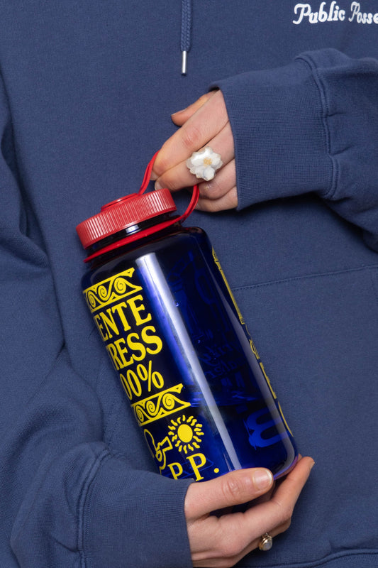 Public Possession Niente Stress Nalgene Bottle Blue | Gourde 946ml Sans BPA | Edgar Bdx