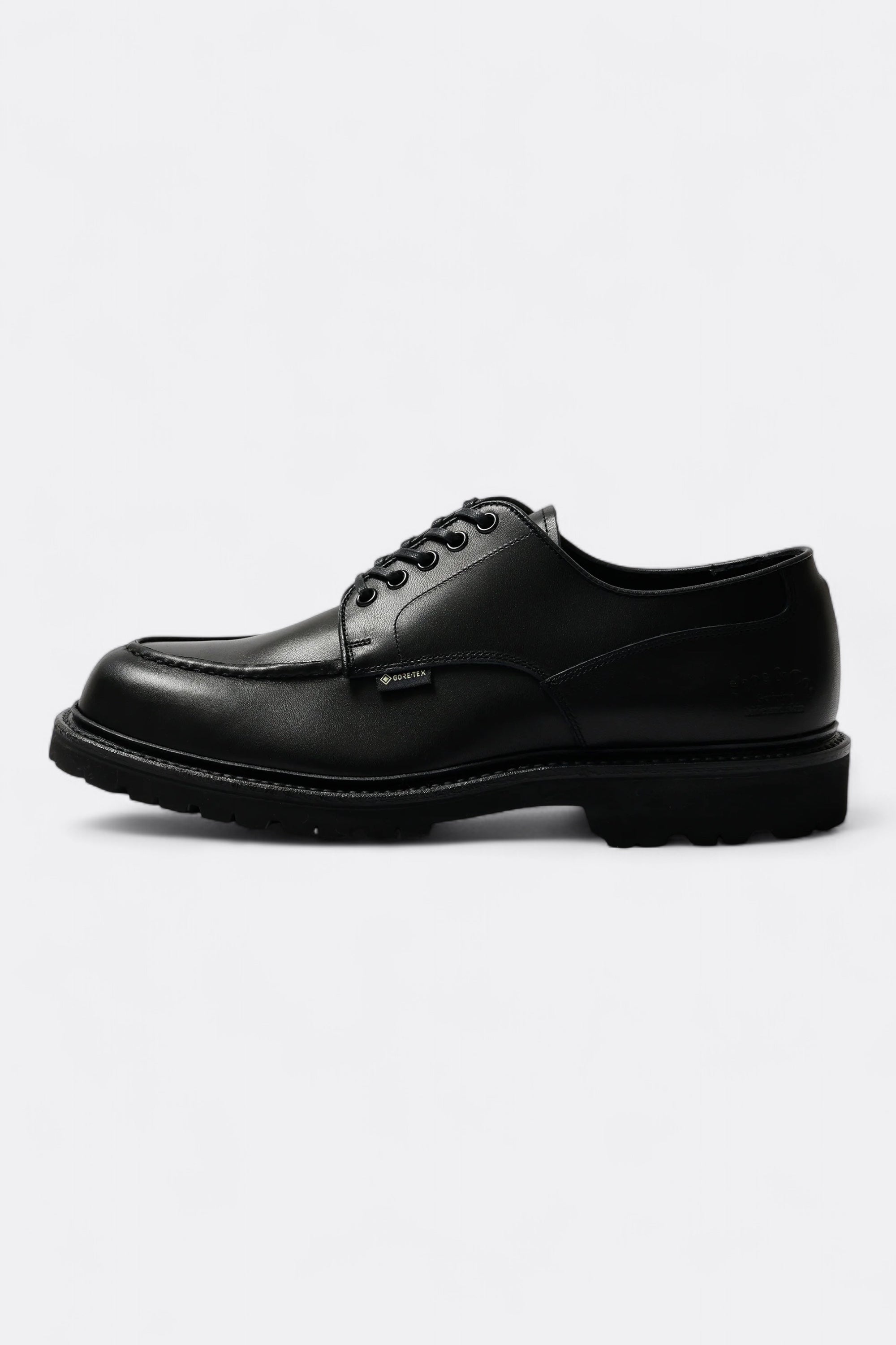 Regal Shoe & Co. U-Tip GTX Black | GORE-TEX Embossed Leather Shoes