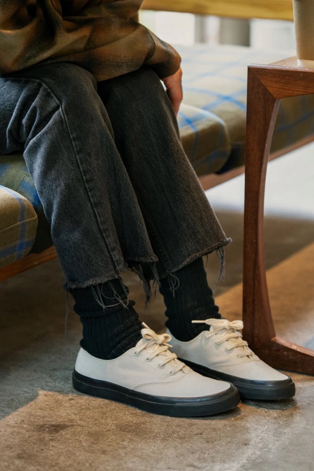 ROTOTO Cotton Waffle Crew Socks Black | Chaussettes | Edgar Bdx