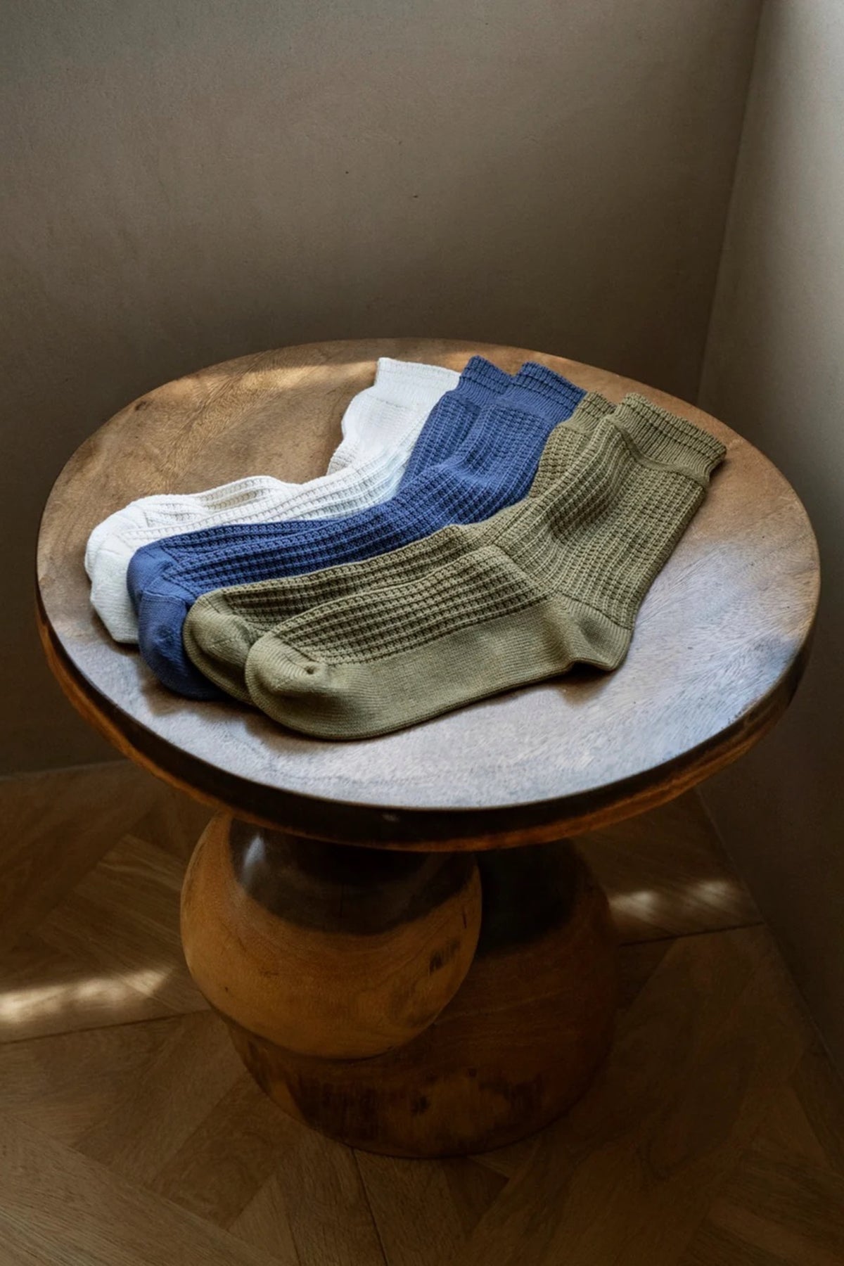 ROTOTO Cotton Waffle Crew Socks D.Red | Chaussettes | Edgar Bdx