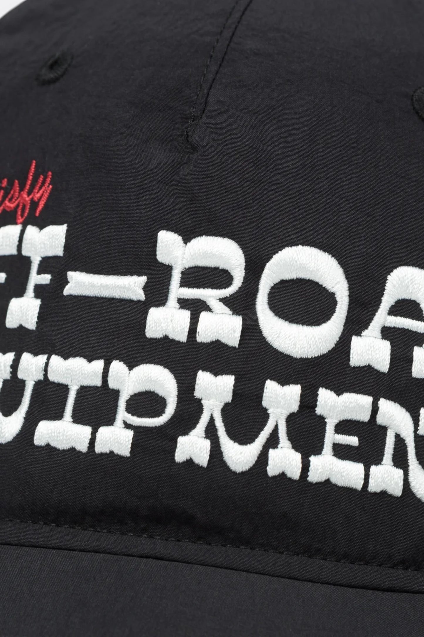 SATISFY FliteSilk™ 5-Panel Pinch Cap Black Off Road | Casquette Running Nylon | Edgar Bdx