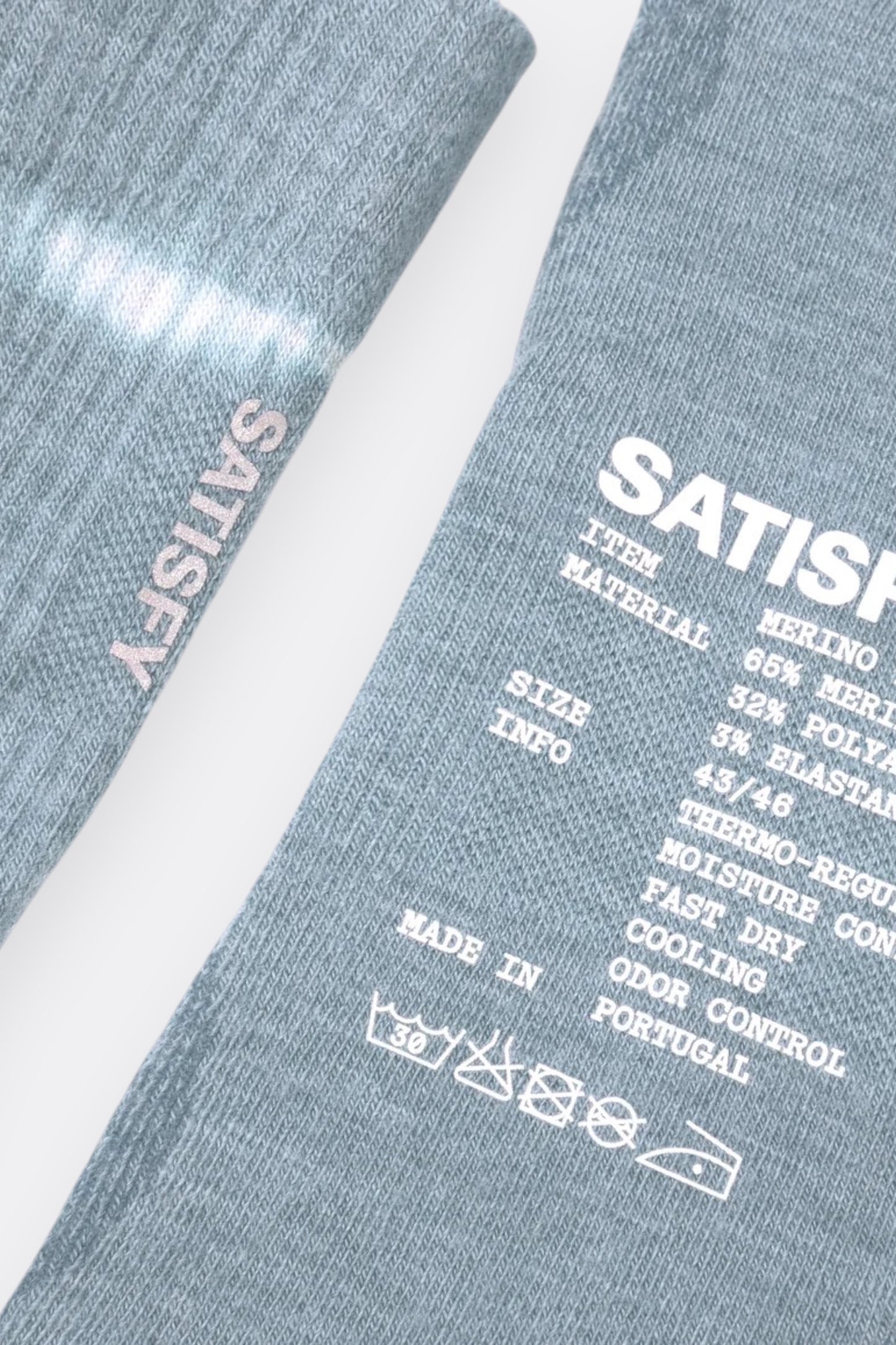 SATISFY Merino Nylon Tube Socks Dusty Blue Ink Tie-Dye | Chaussettes Running Laine