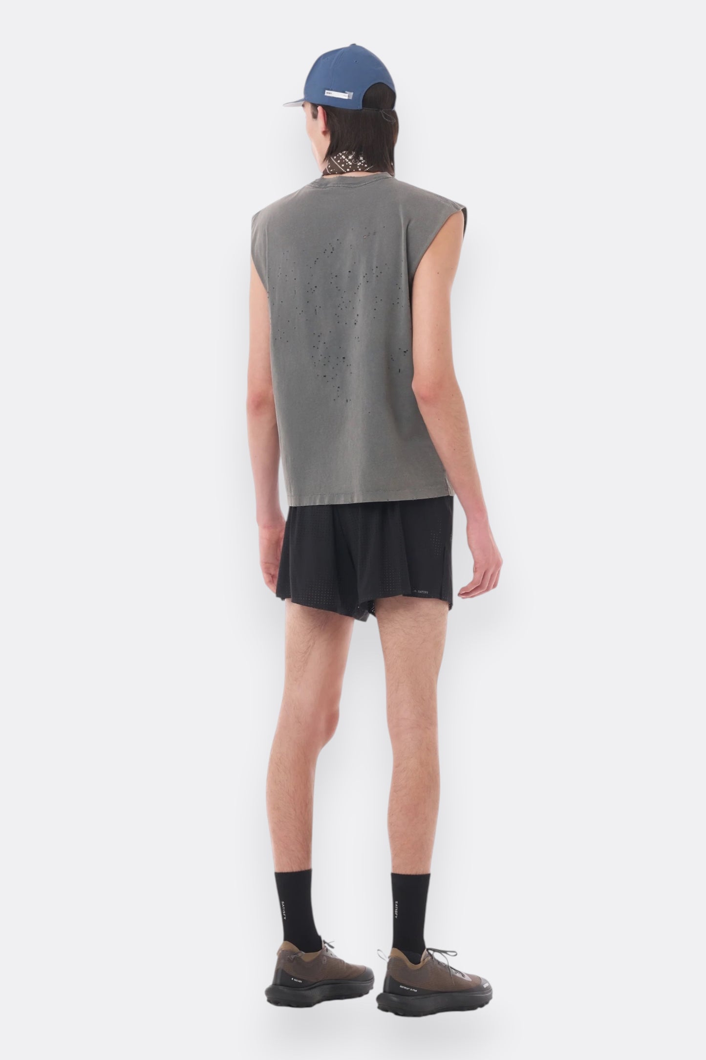 SATISFY MothTech™ Muscle Tee Faded Black | Debardeur Running Coton Bio | Edgar Bdx