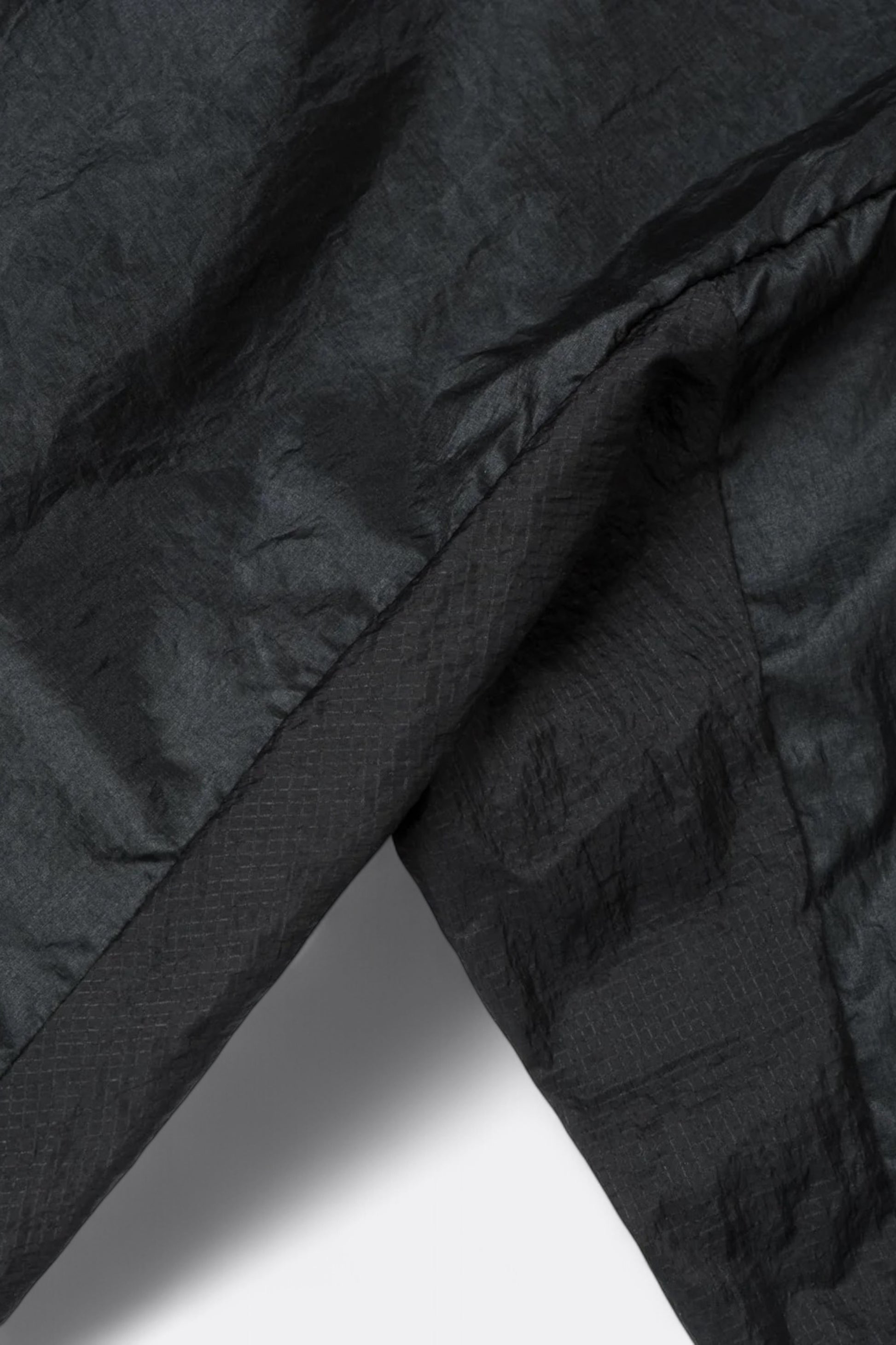 Satisfy - Pertex® Diamond Fuse Windbreaker (Black)