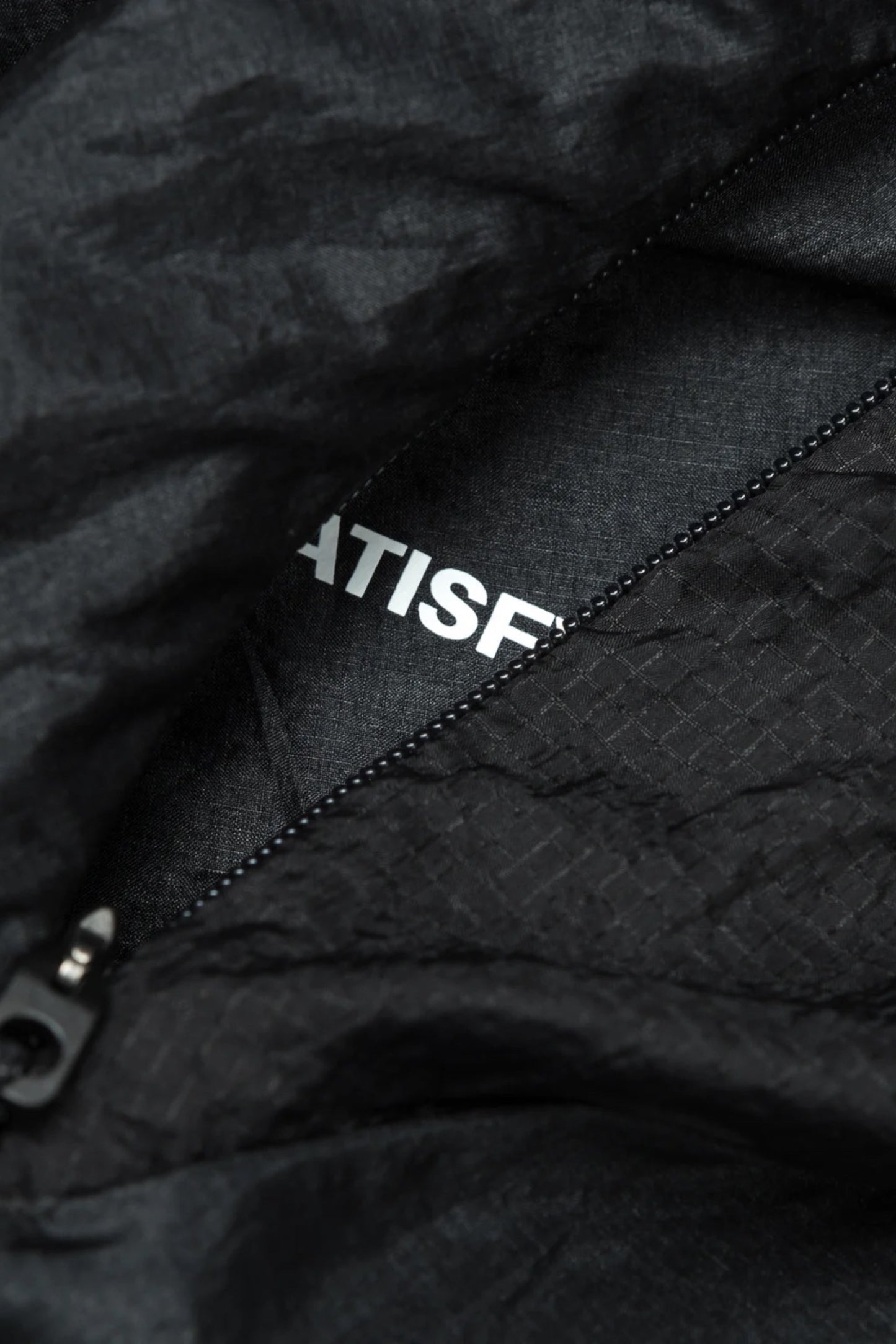 Satisfy - Pertex® Diamond Fuse Windbreaker (Black)