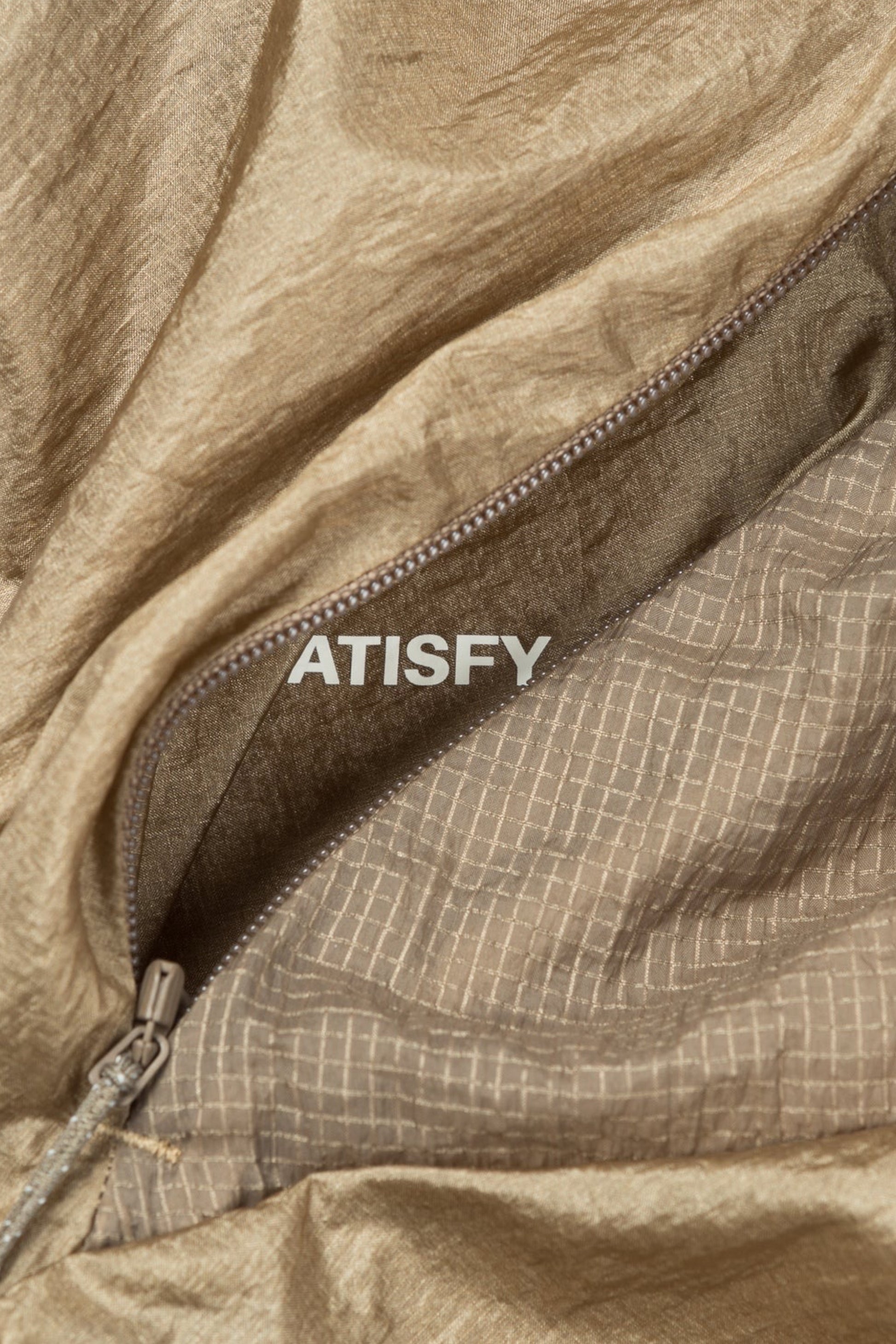 SATISFY Pertex® Diamond Fuse Windbreaker Falcon | Coupe-Vent Running Ultra-Léger | Edgar Bdx