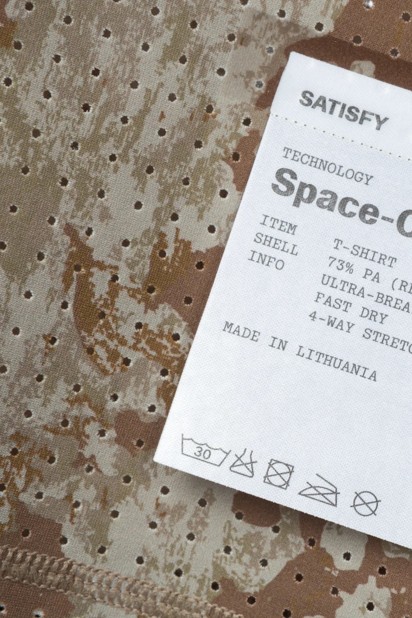 SATISFY Space-O T-Shirt Camo | T-Shirt Running Perforé Ultra-Léger